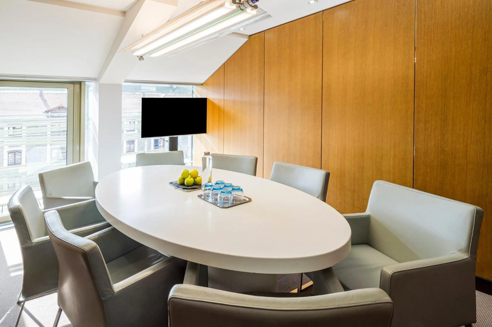 Meeting/conference room in Holiday Inn Express Paris-Canal De La Villette by IHG