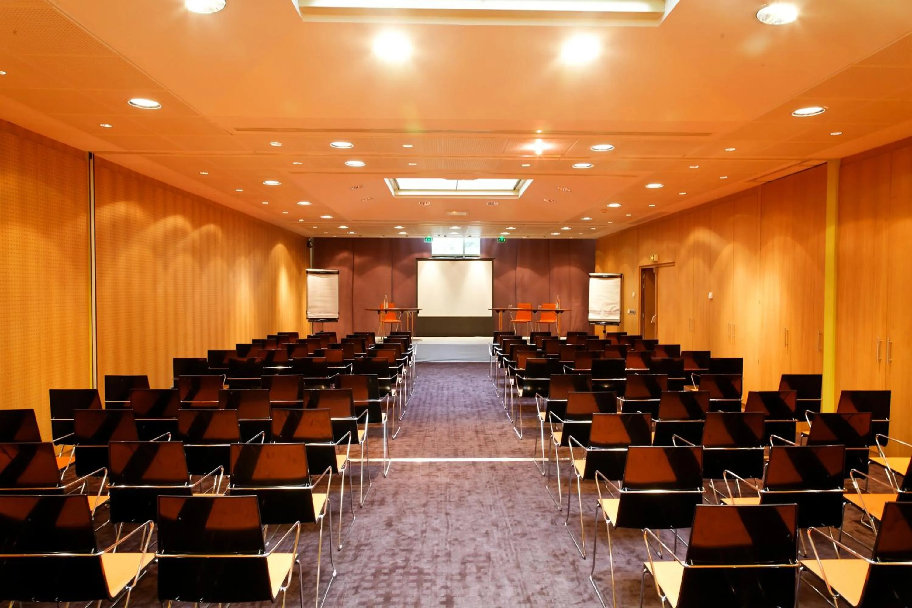 Meeting/conference room in Holiday Inn Express Paris-Canal De La Villette by IHG