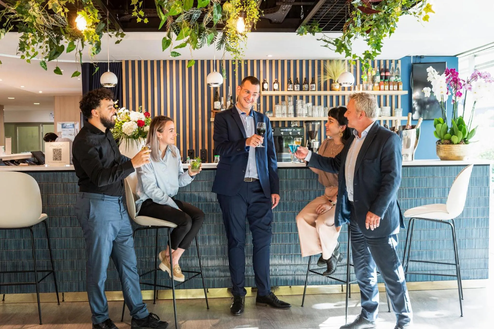 Lounge or bar in Holiday Inn Express Paris-Canal De La Villette by IHG