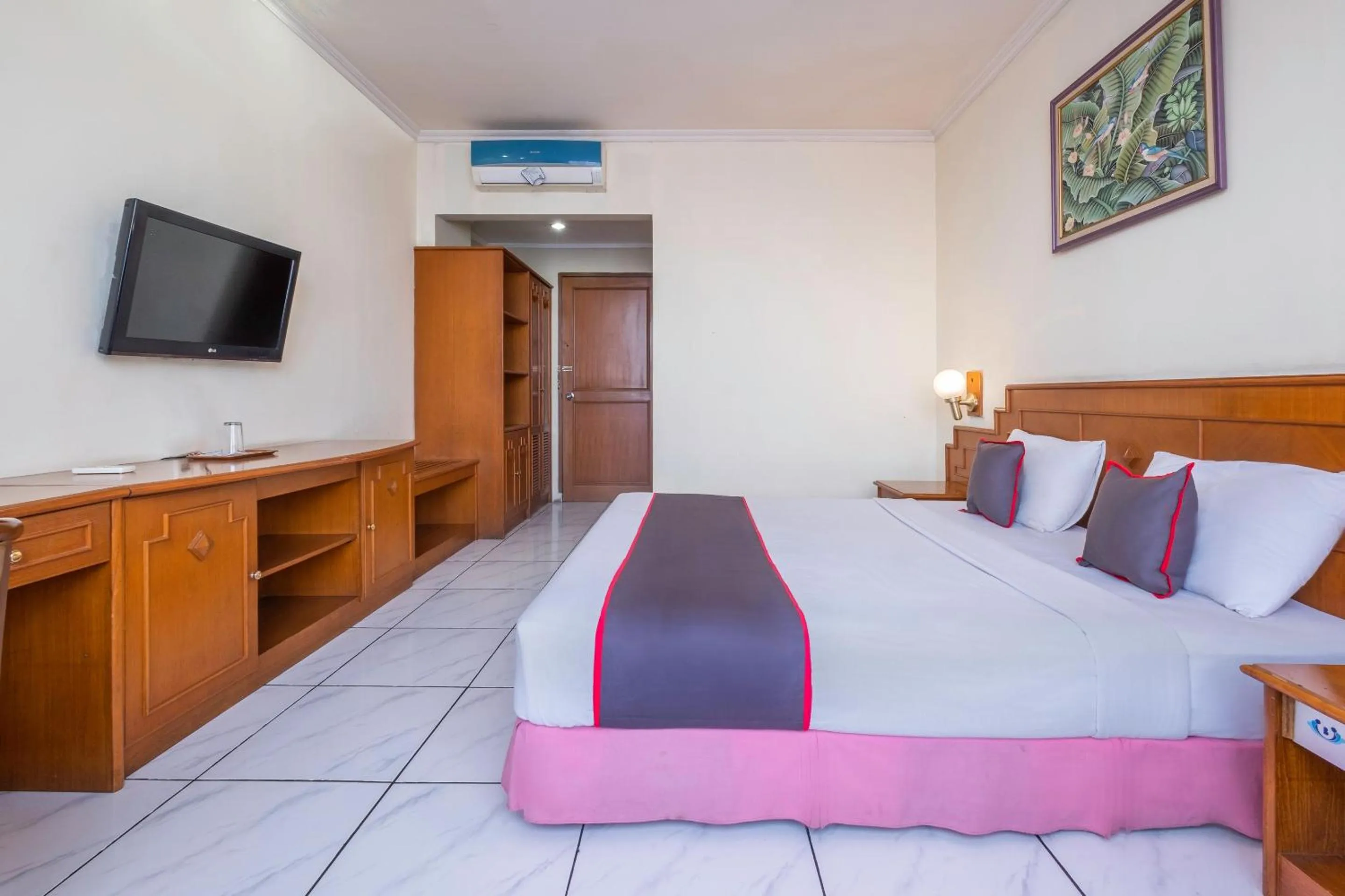 Bedroom in Collection O 25 Hotel Baltika