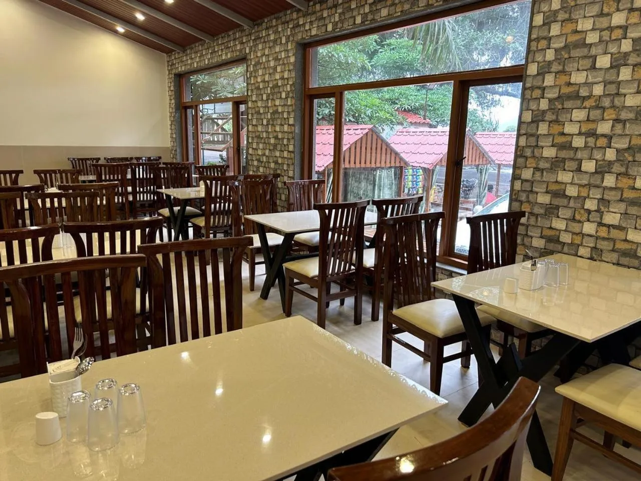 Restaurant/places to eat in Hotel Great Annapurna