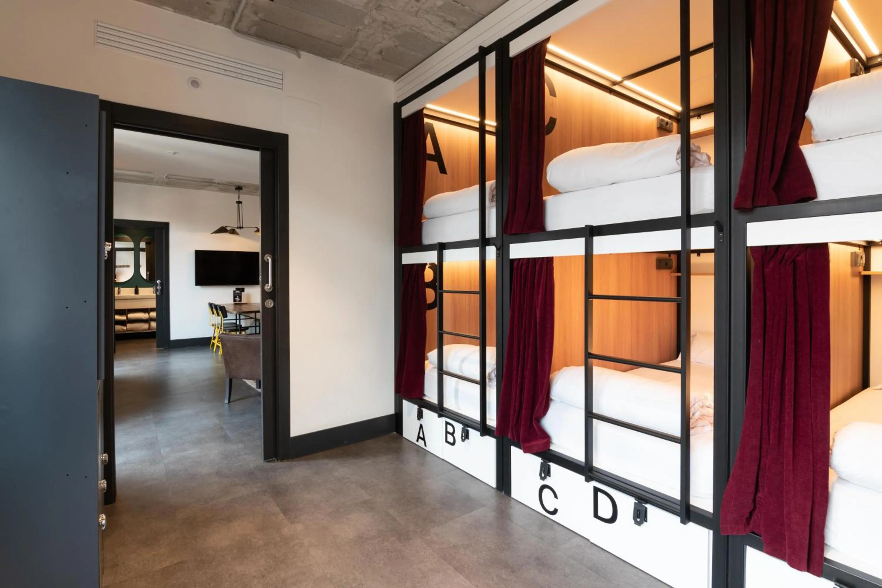 bunk bed, Bed in The Central House Madrid Lavapiés