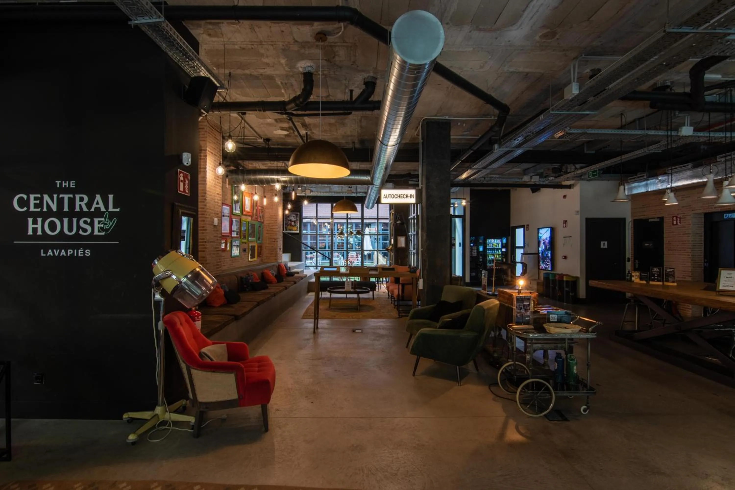 Lobby or reception in The Central House Madrid Lavapiés