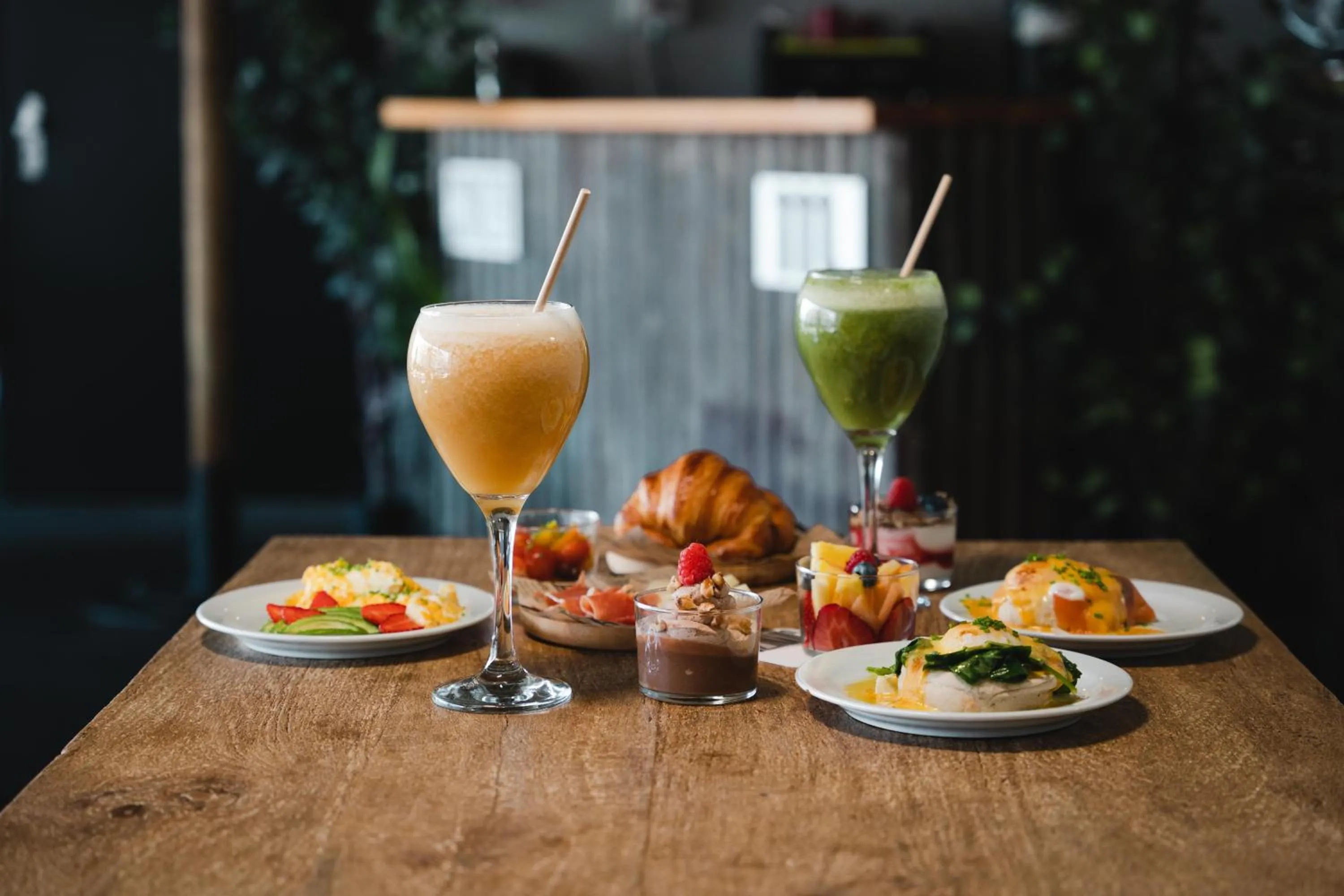 Food and drinks in The Central House Madrid Lavapiés