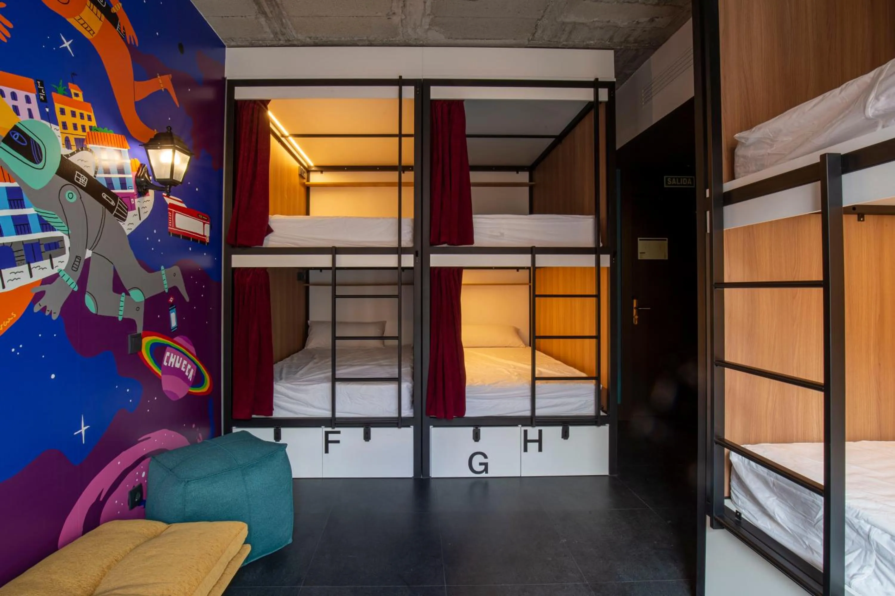 bunk bed, Bed in The Central House Madrid Lavapiés