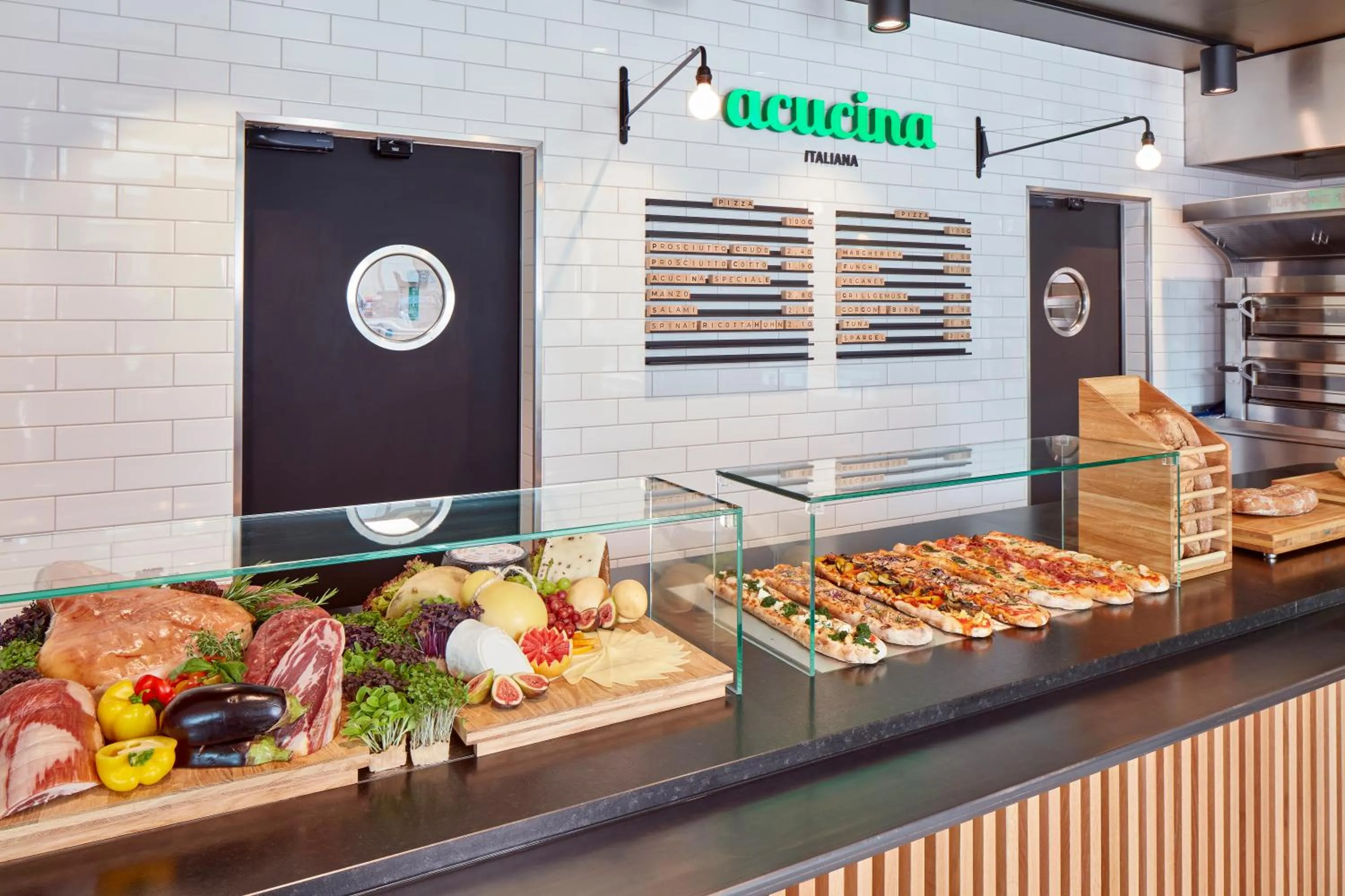 Restaurant/places to eat in aletto Hotel Potsdamer Platz