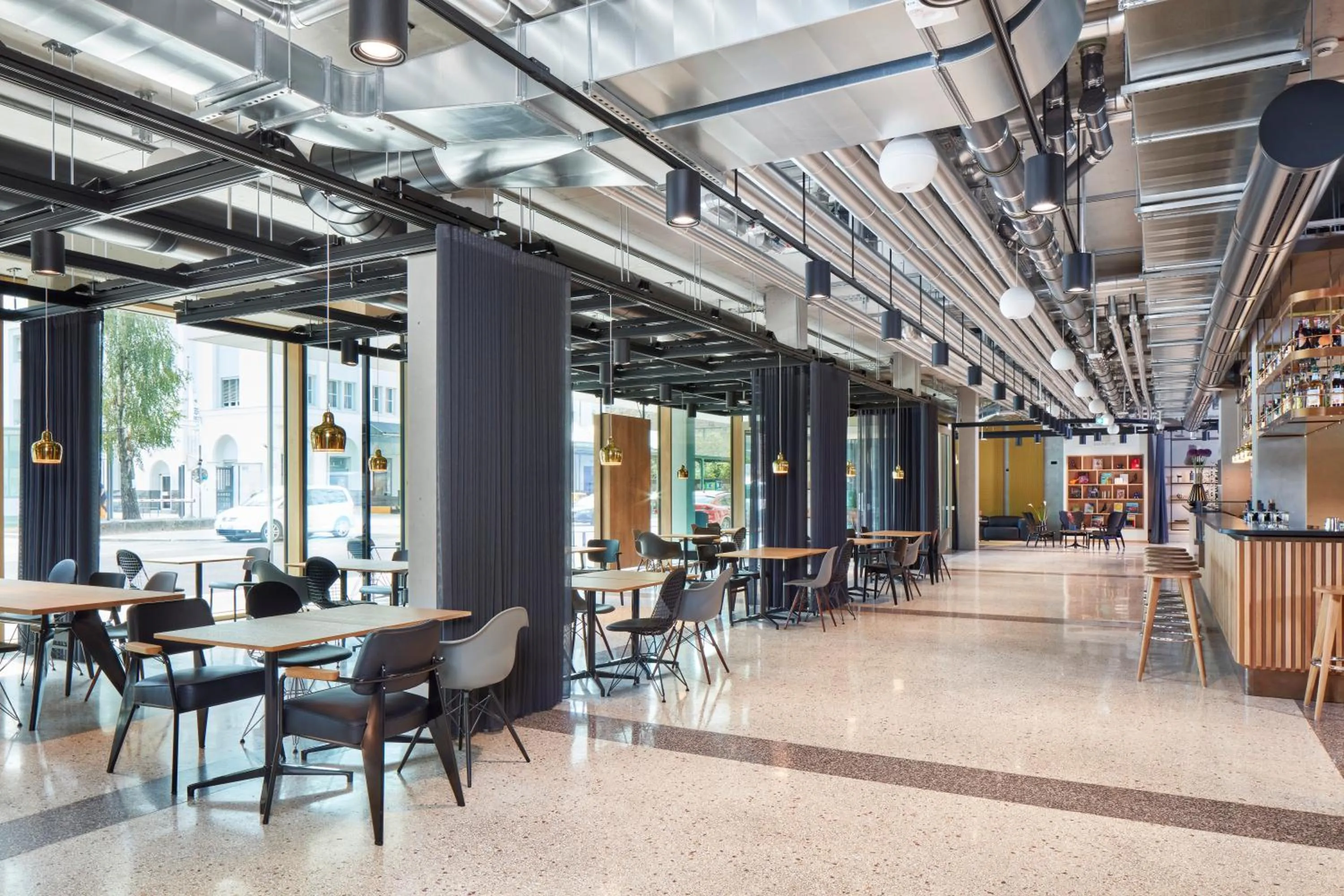 Restaurant/places to eat in aletto Hotel Potsdamer Platz