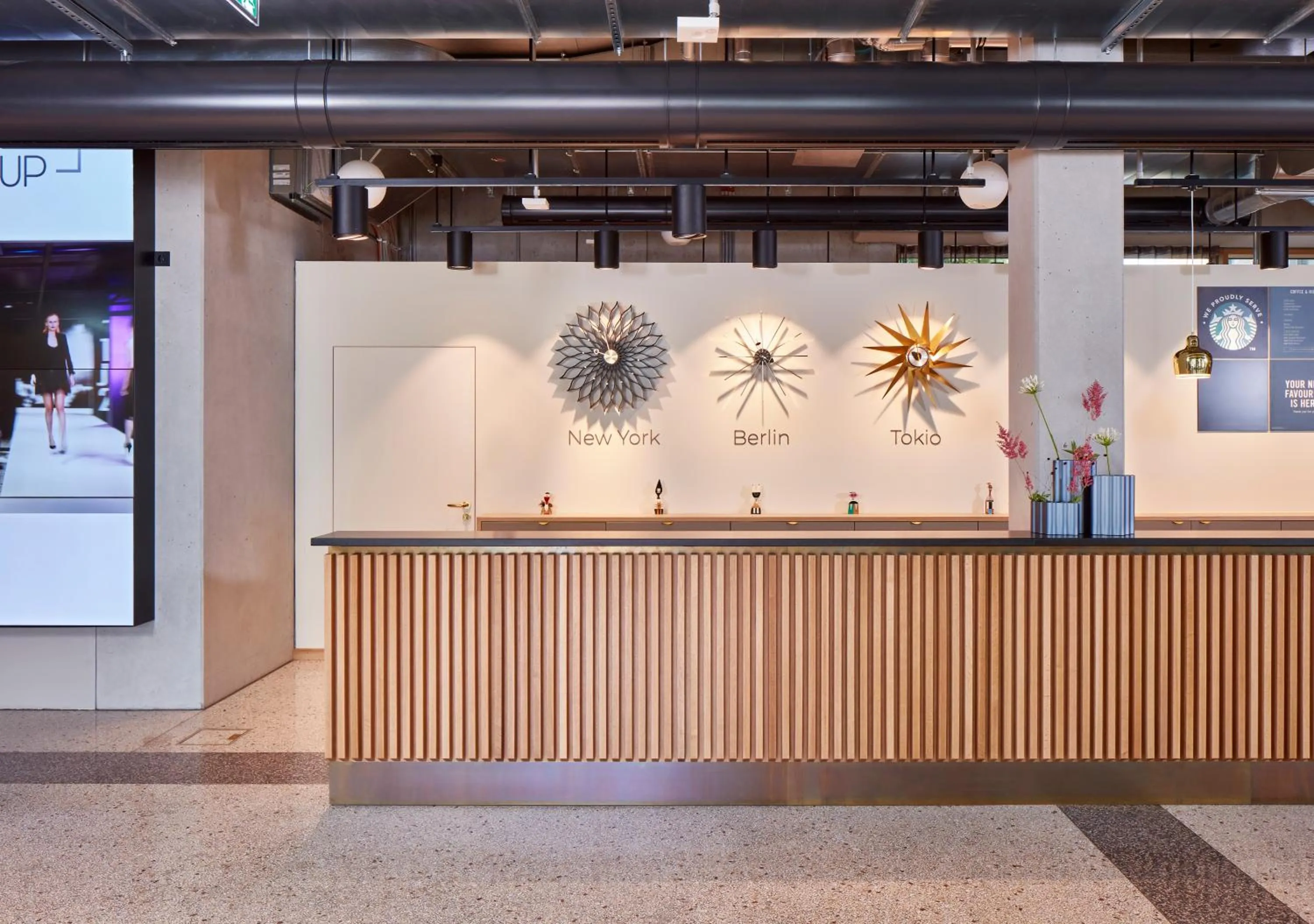 Lobby or reception in aletto Hotel Potsdamer Platz