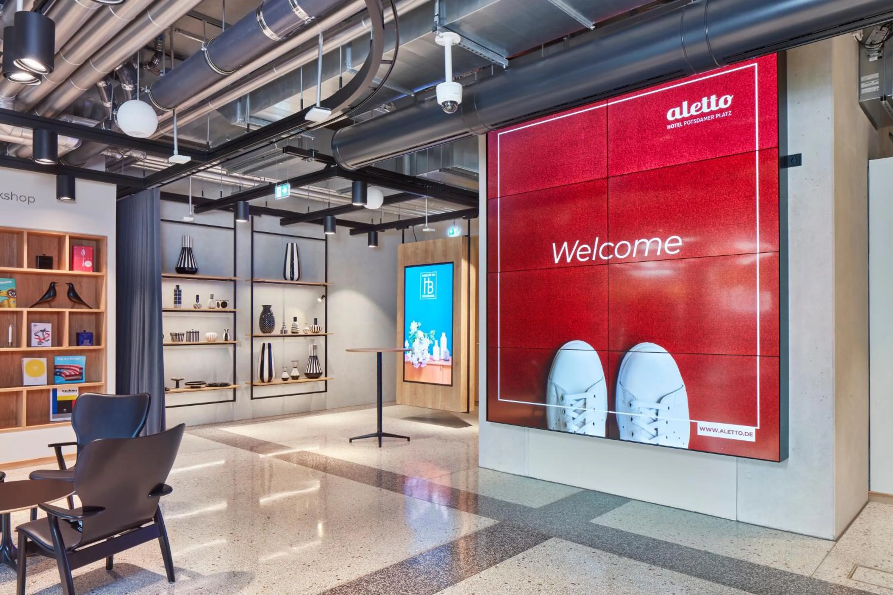 Lobby or reception in aletto Hotel Potsdamer Platz