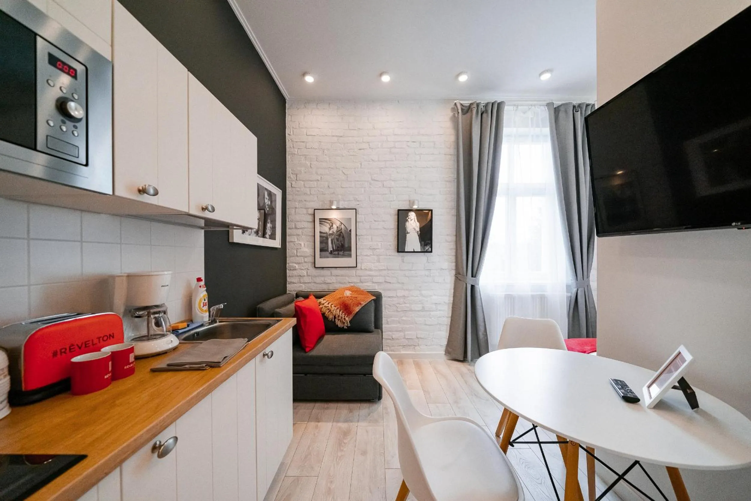 TV and multimedia in Revelton Studios Marianske Lazne