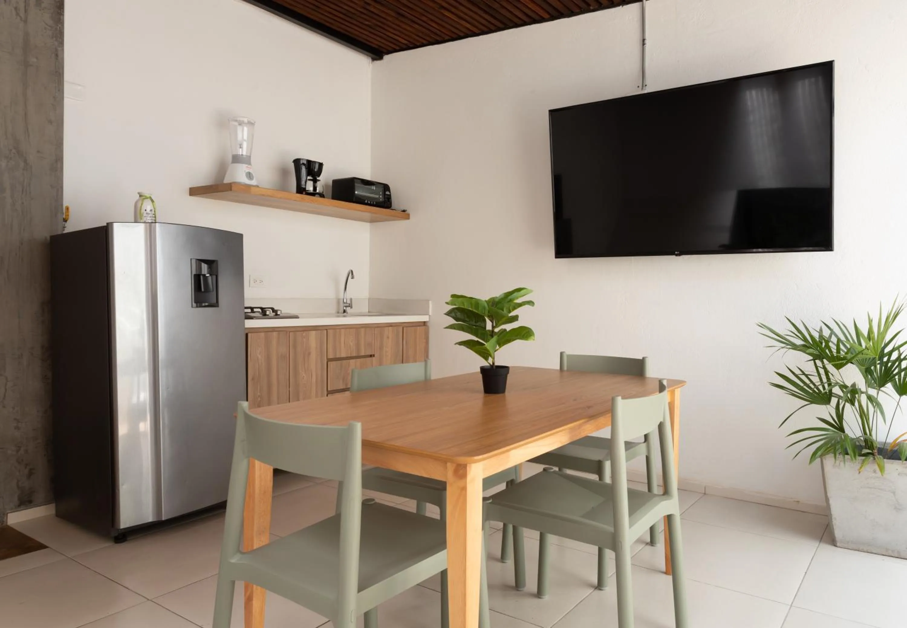 TV and multimedia in Soy Local Primavera