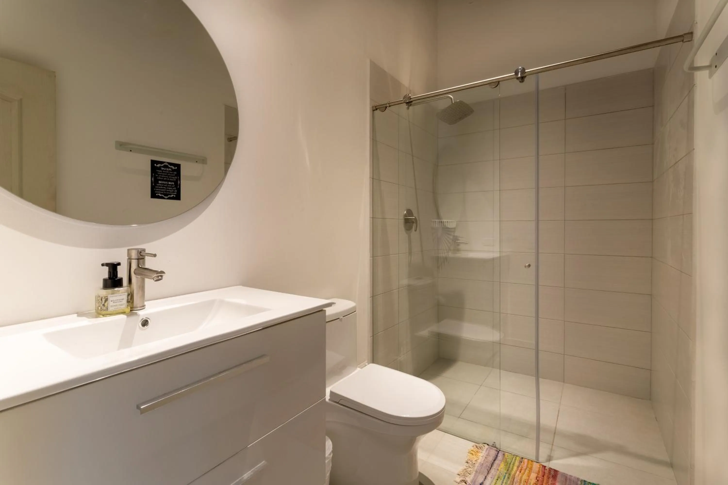 Shower in Soy Local Primavera