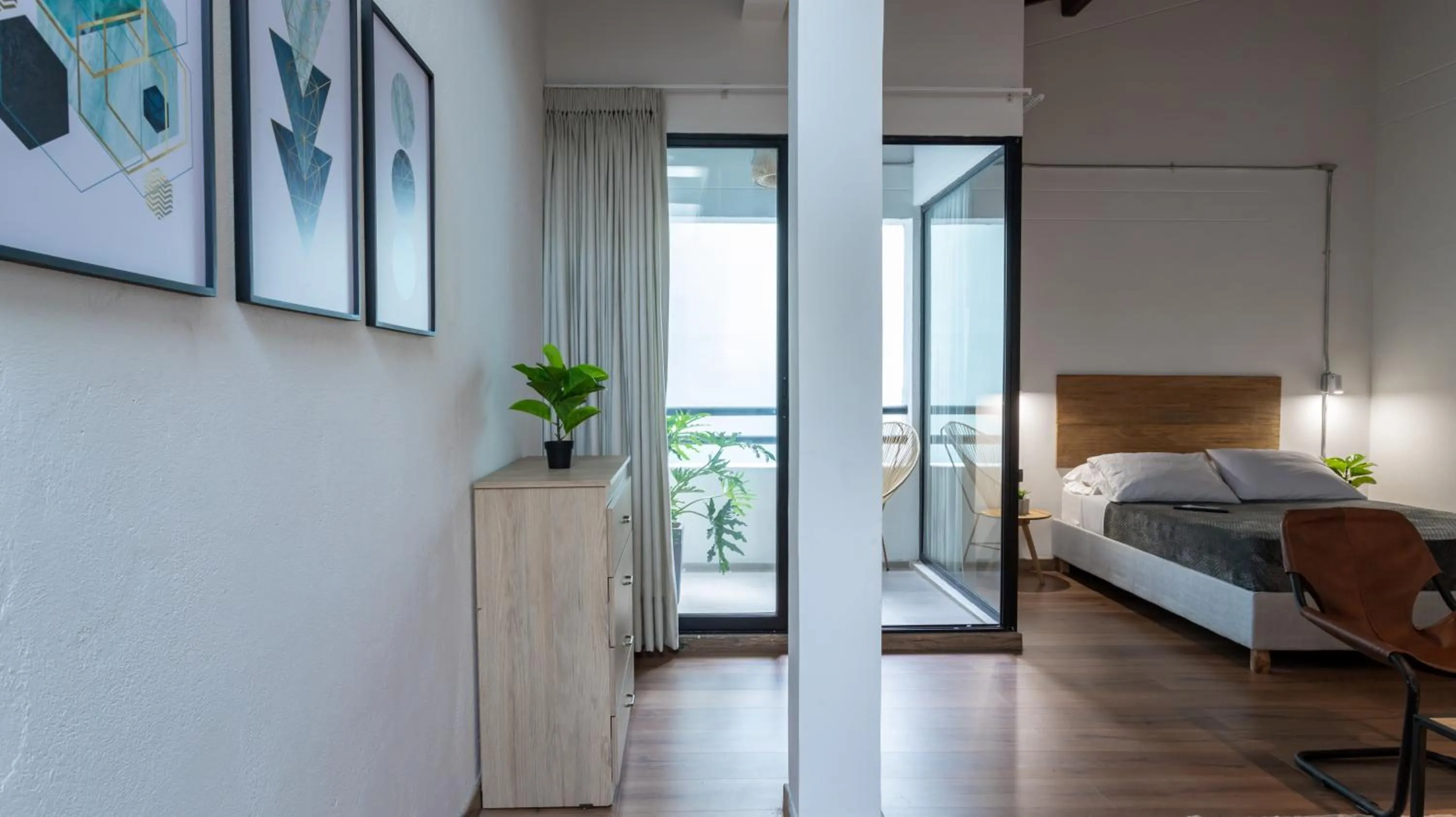 Photo of the whole room, Bed in Soy Local Primavera