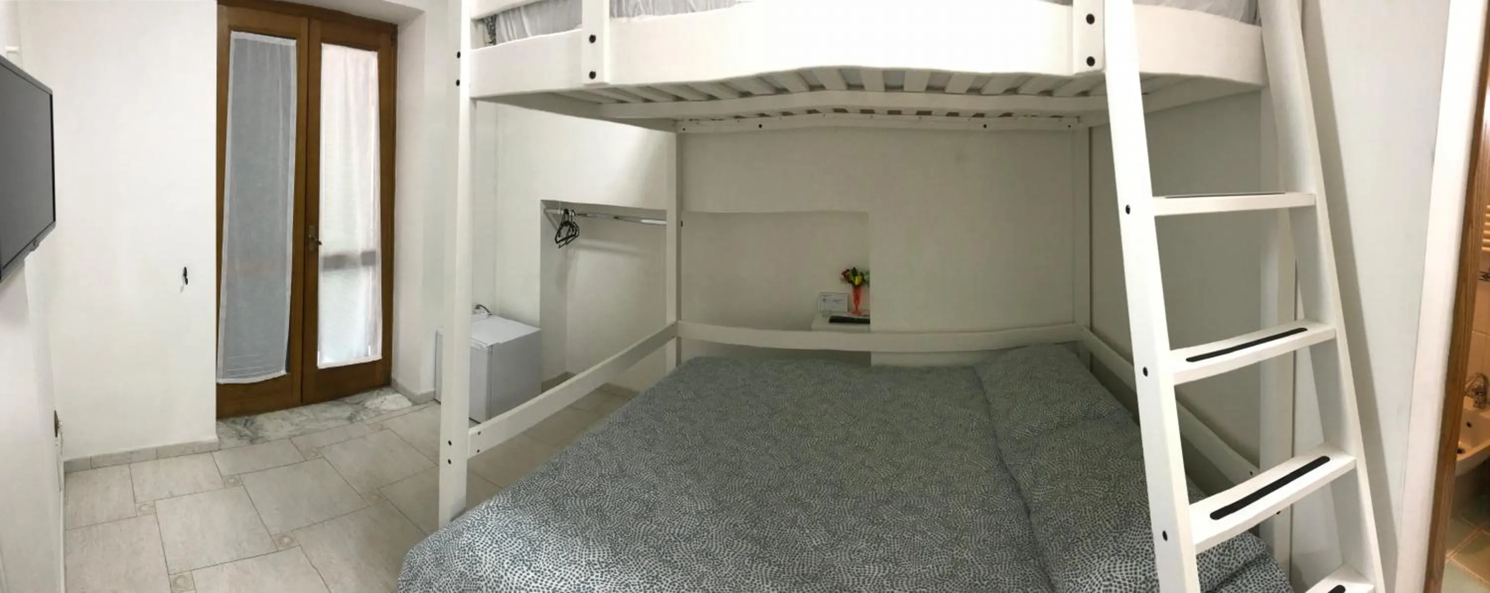 Bedroom in La dimora di bronzo