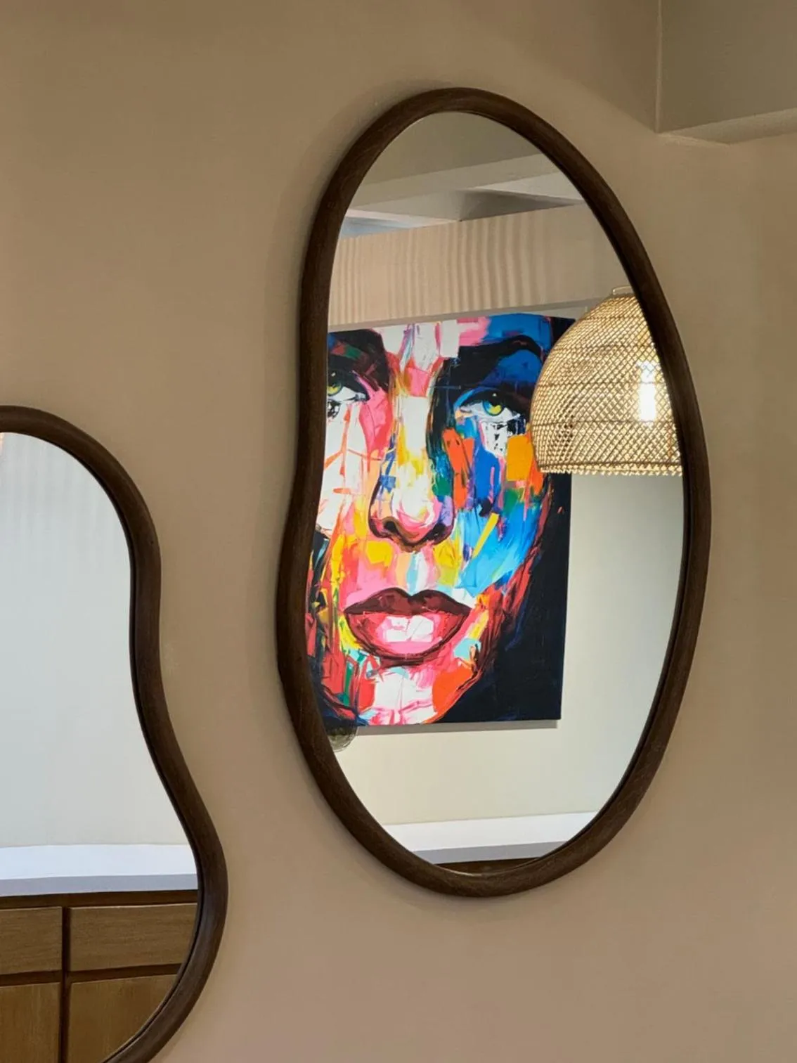 Decorative detail in Hôtel Le Pré Saint Michel