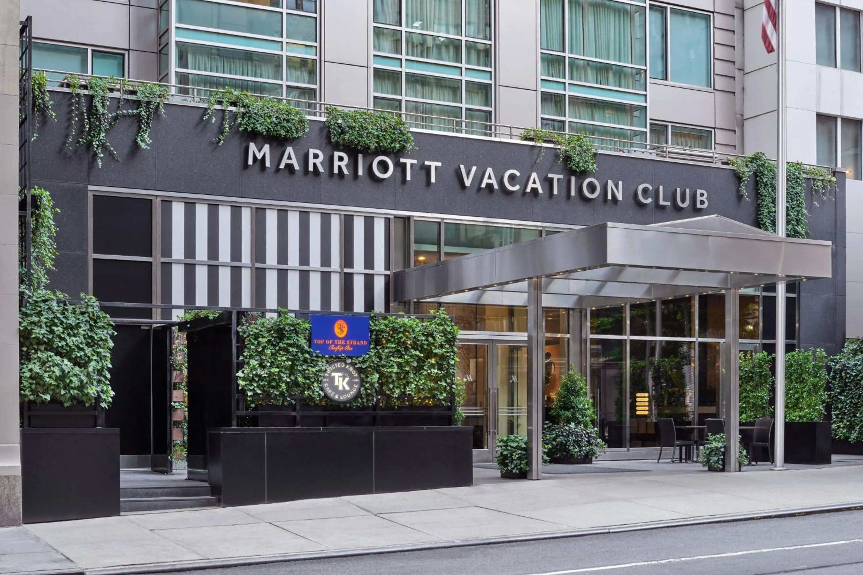 Property building in Marriott Vacation Club®, New York City 