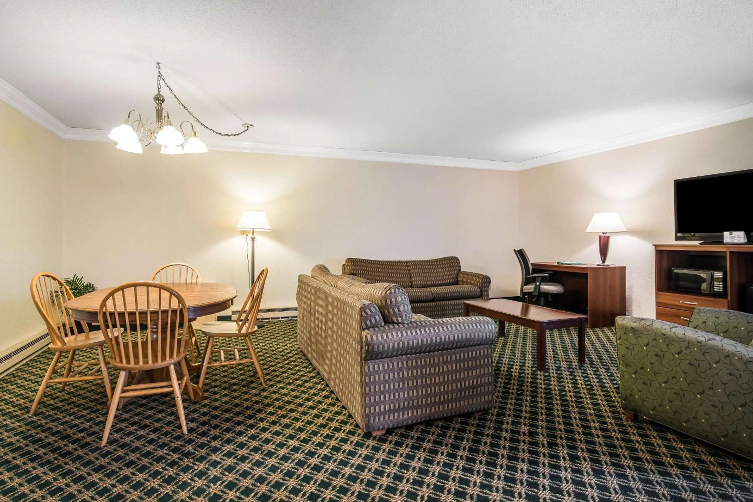 Photo of the whole room in Quality Inn Rutland