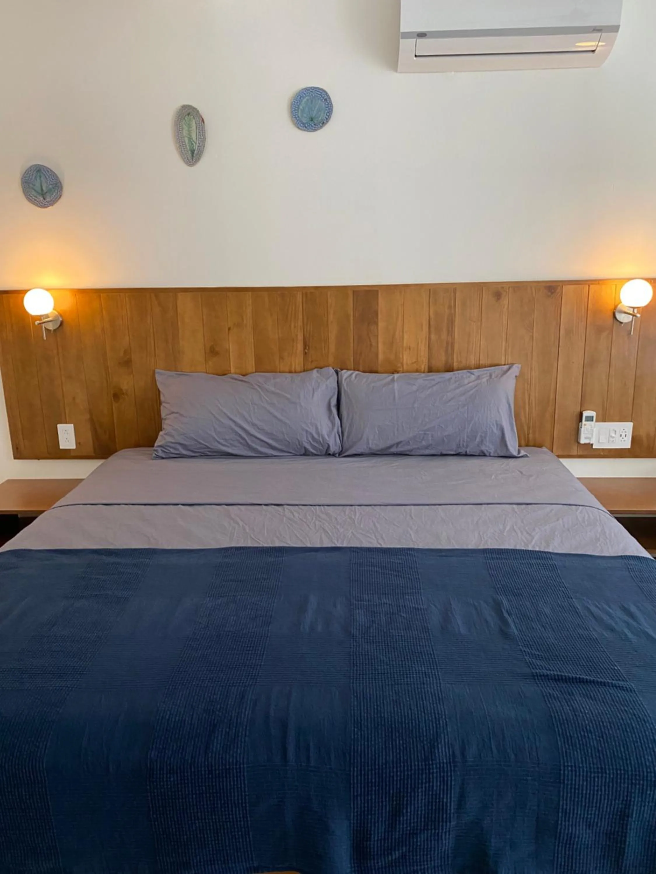 Bed in Ride On! Surf Hotel