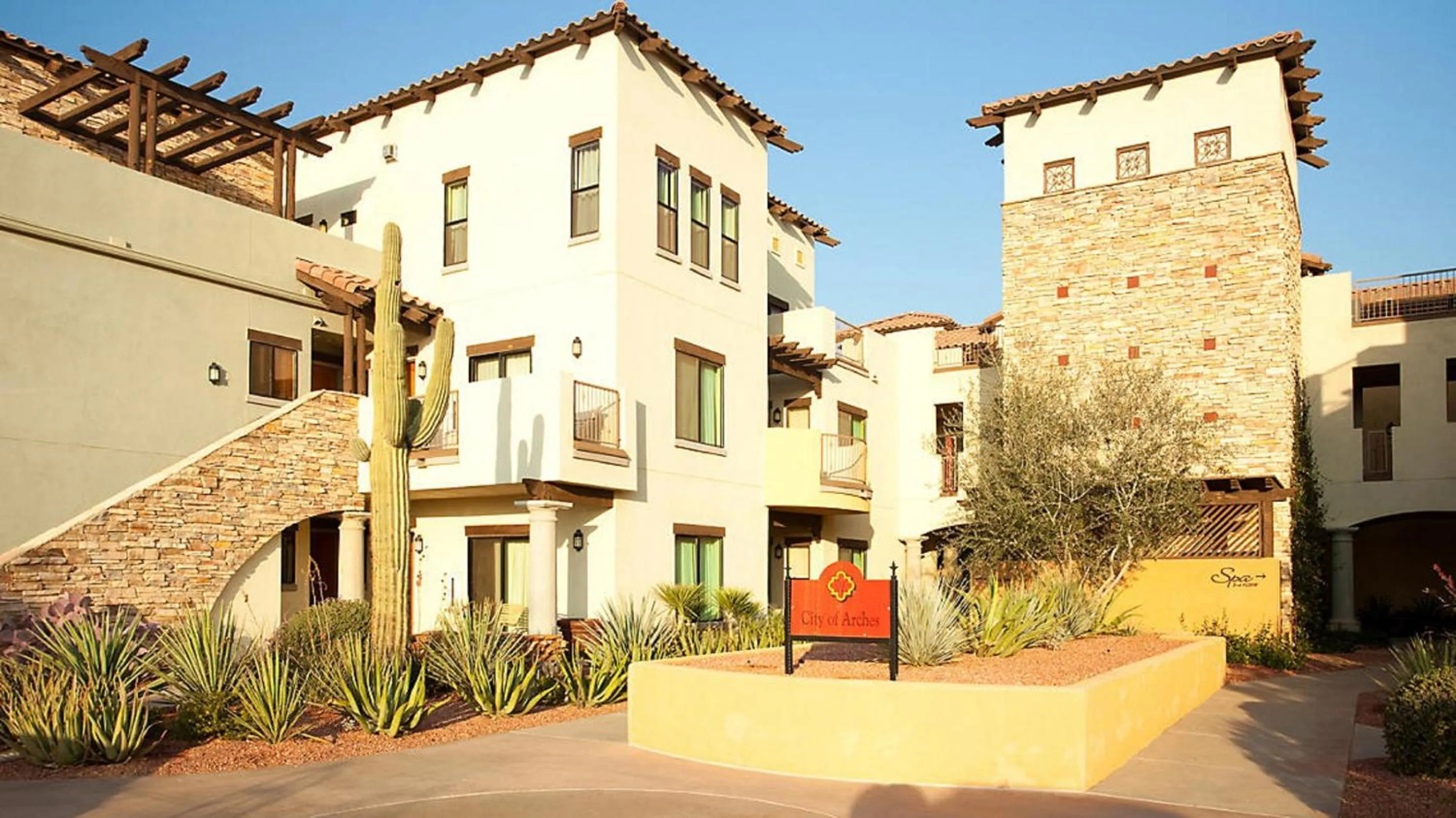 Property building in Bluegreen Vacations Cibola Vista Resort and Spa, an Ascend Collection Resort