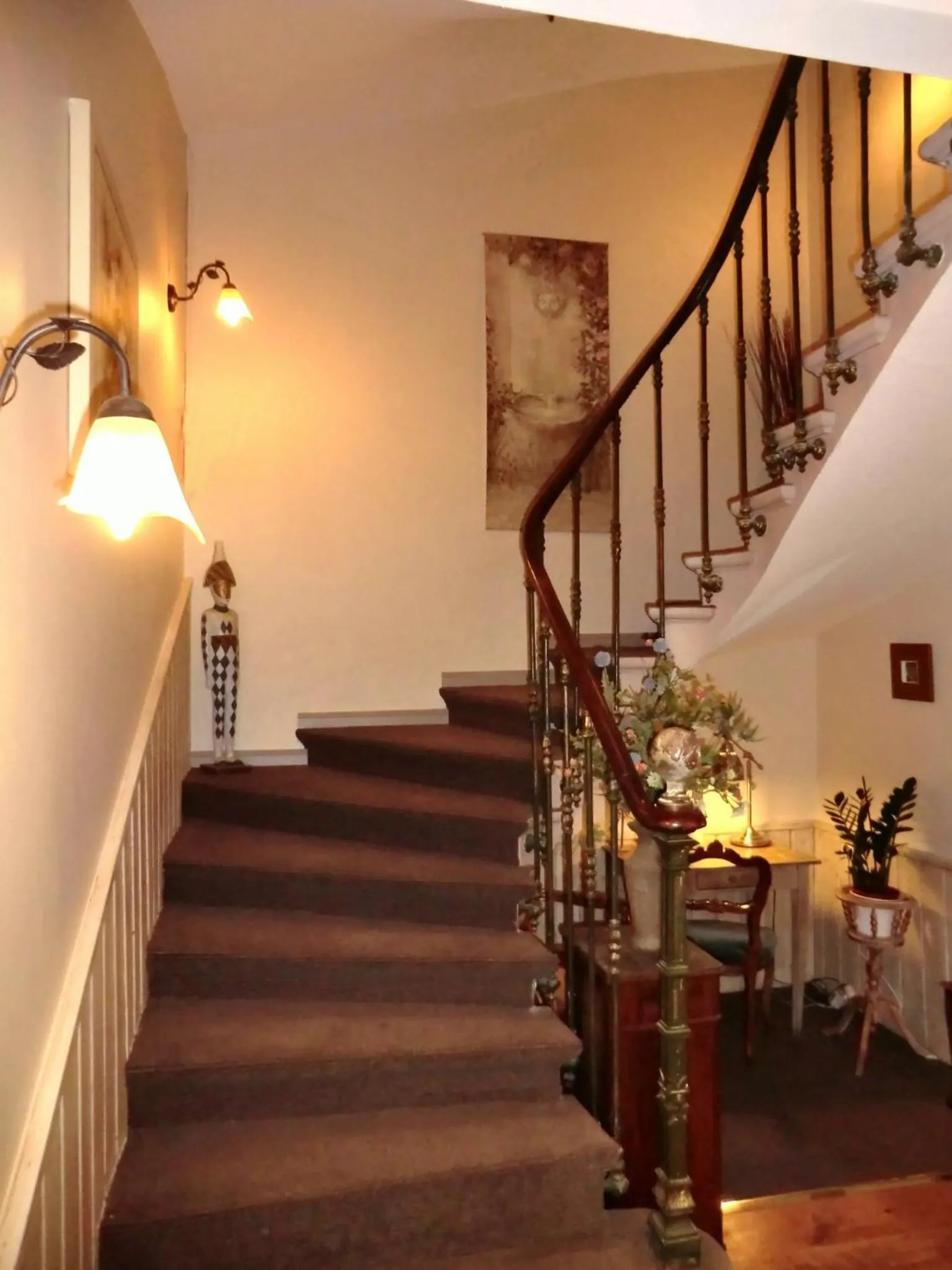 Lobby or reception in Hôtel du Parc, Avignon Est, The Originals City,