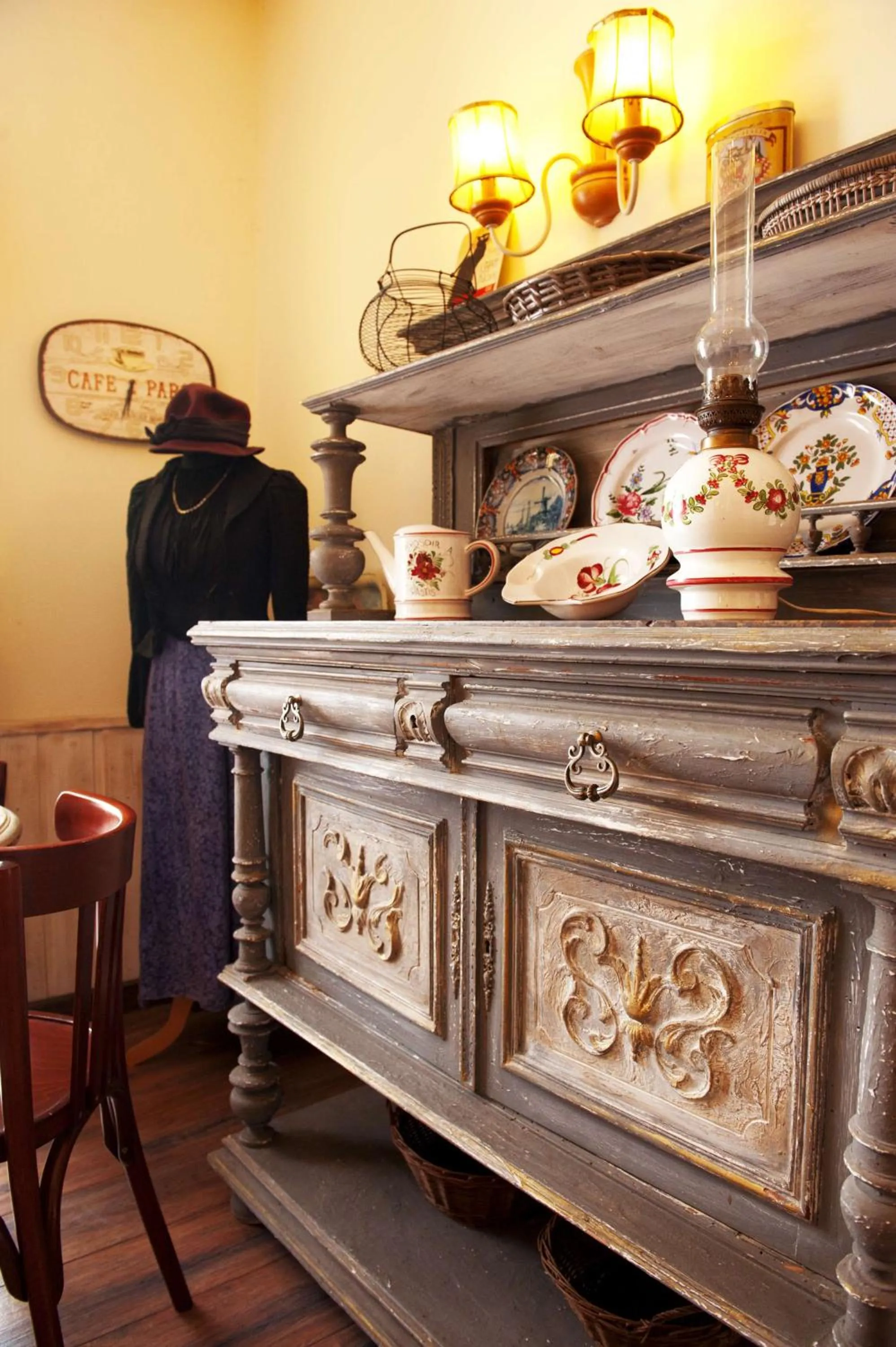 Decorative detail in Hôtel du Parc, Avignon Est, The Originals City,