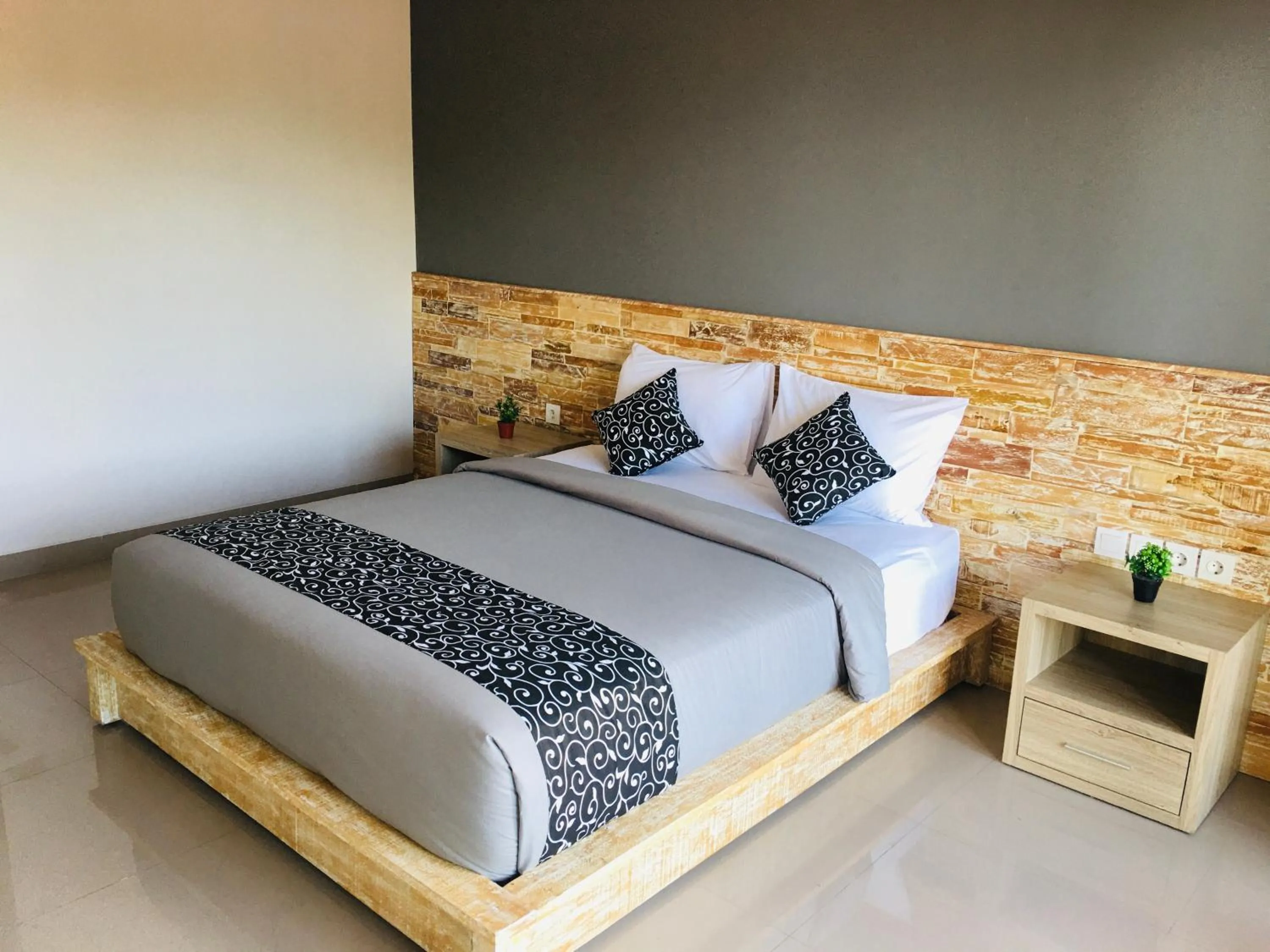 Bedroom, Bed in D Sarian Seminyak