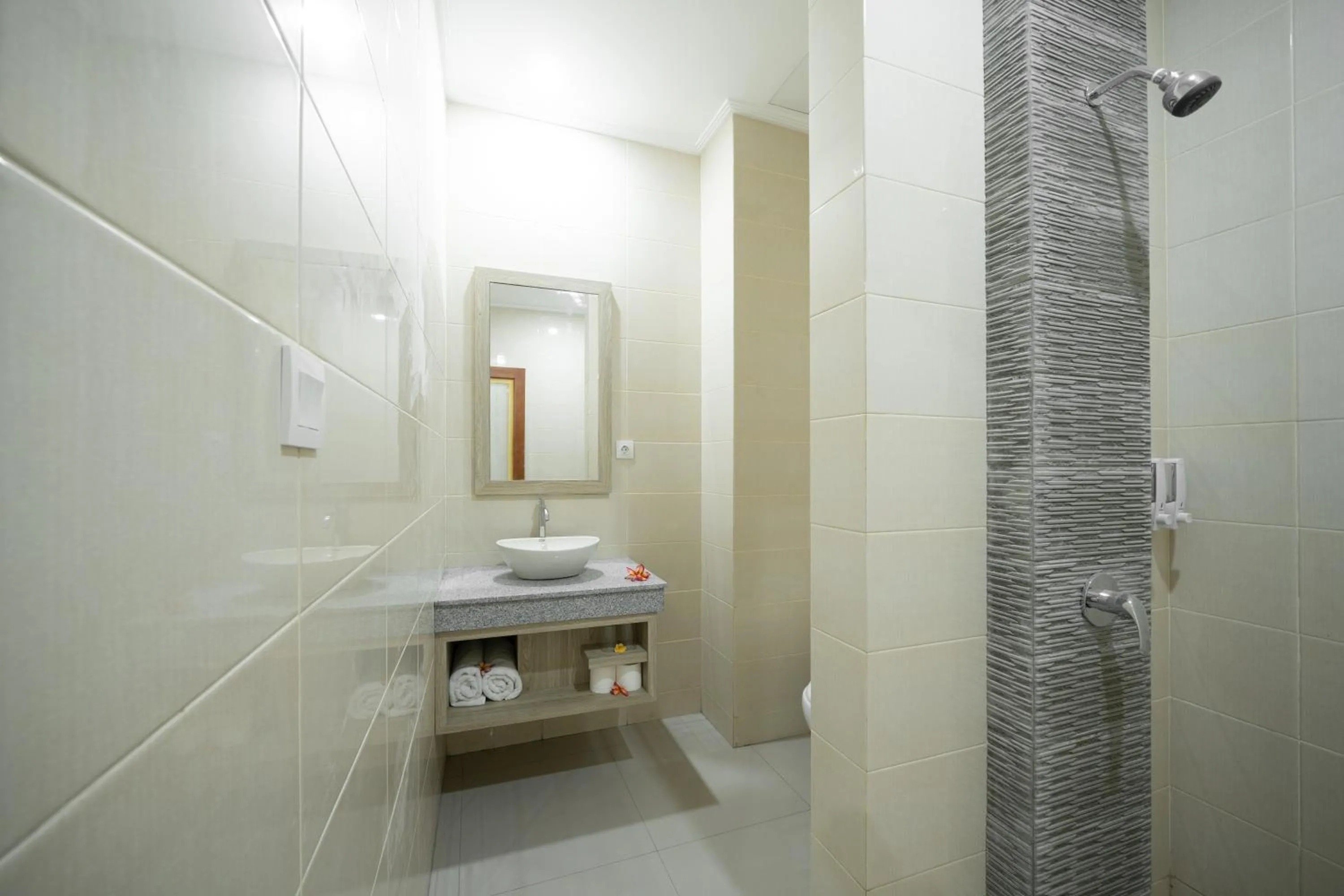 Bathroom in D Sarian Seminyak