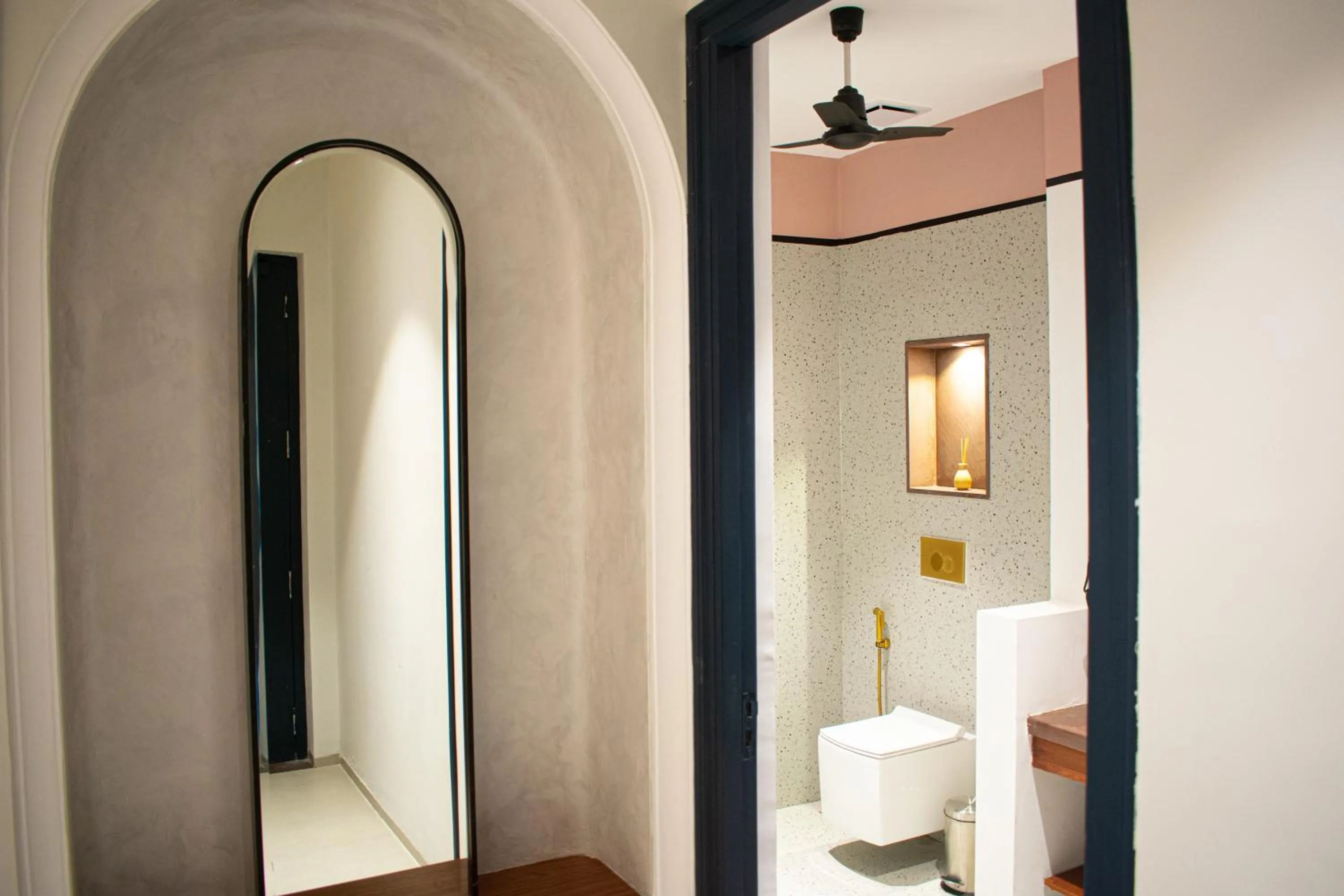 Bathroom in The Sierra - By The Lake