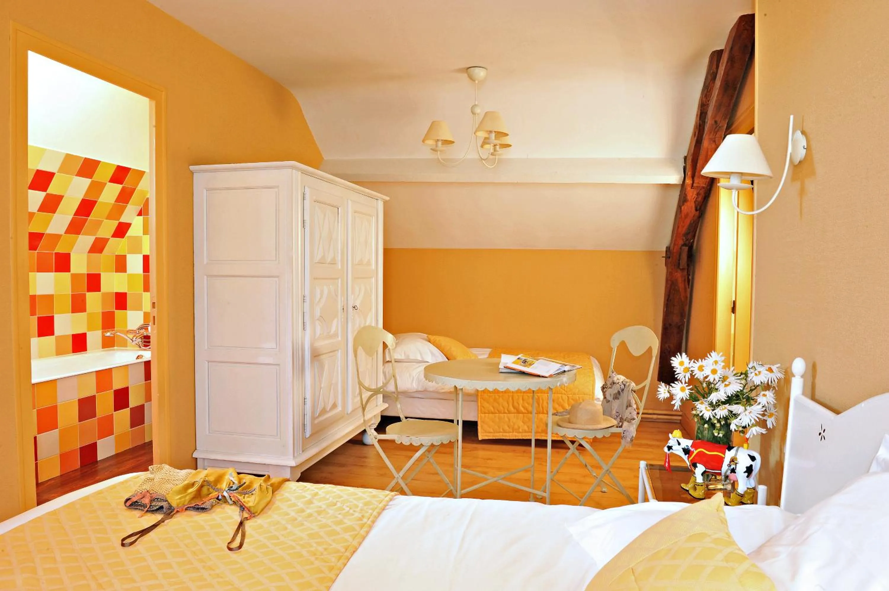 Bedroom, Bed in Logis Le Parc Hotel & Spa