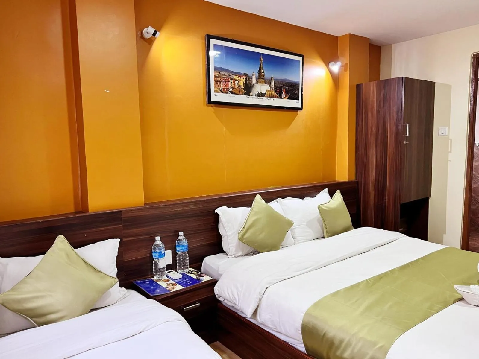 Bedroom, Bed in Holiday Hostel