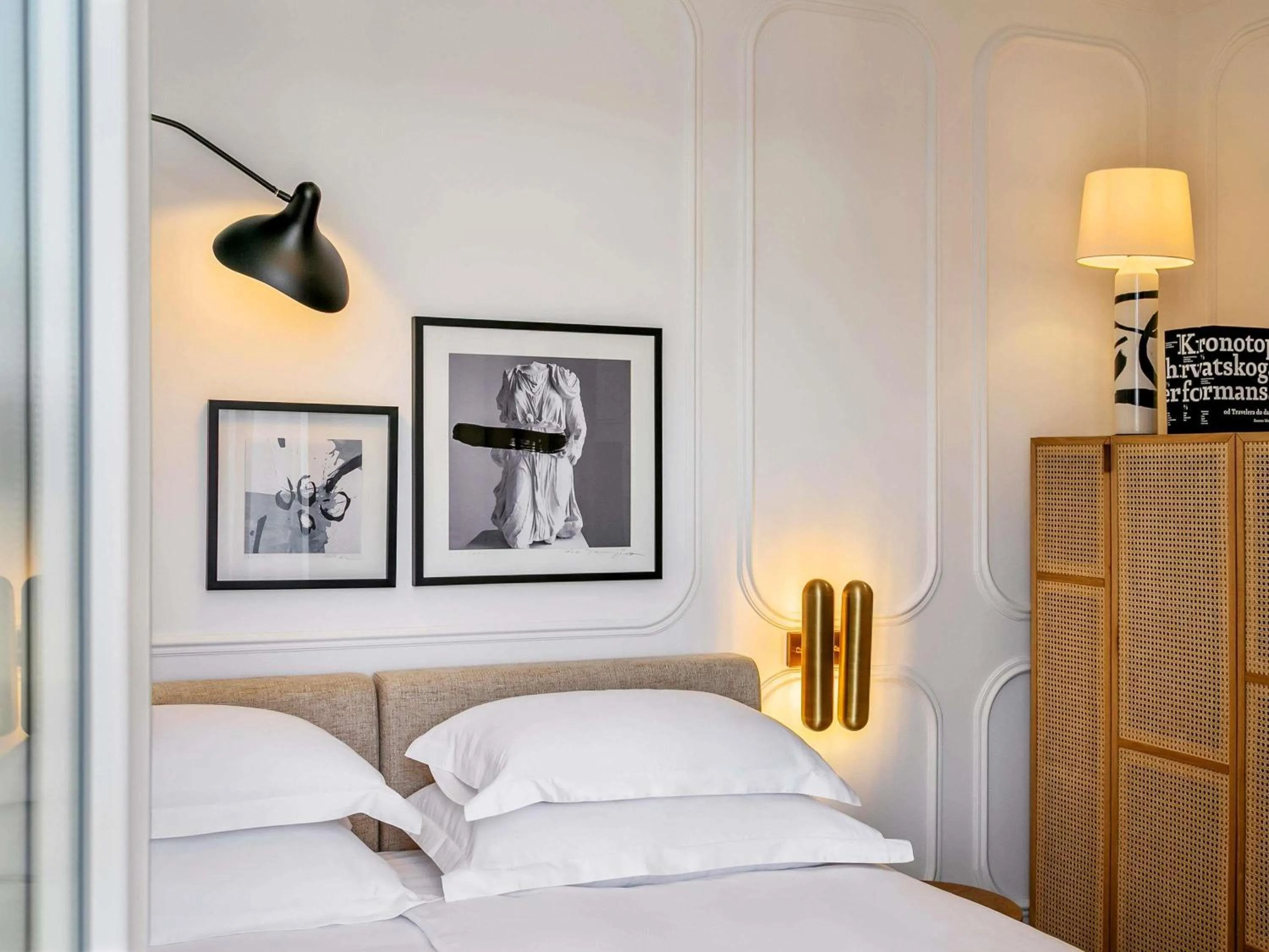 Property building, Bed in Heritage Hotel FERMAI MGallery Split