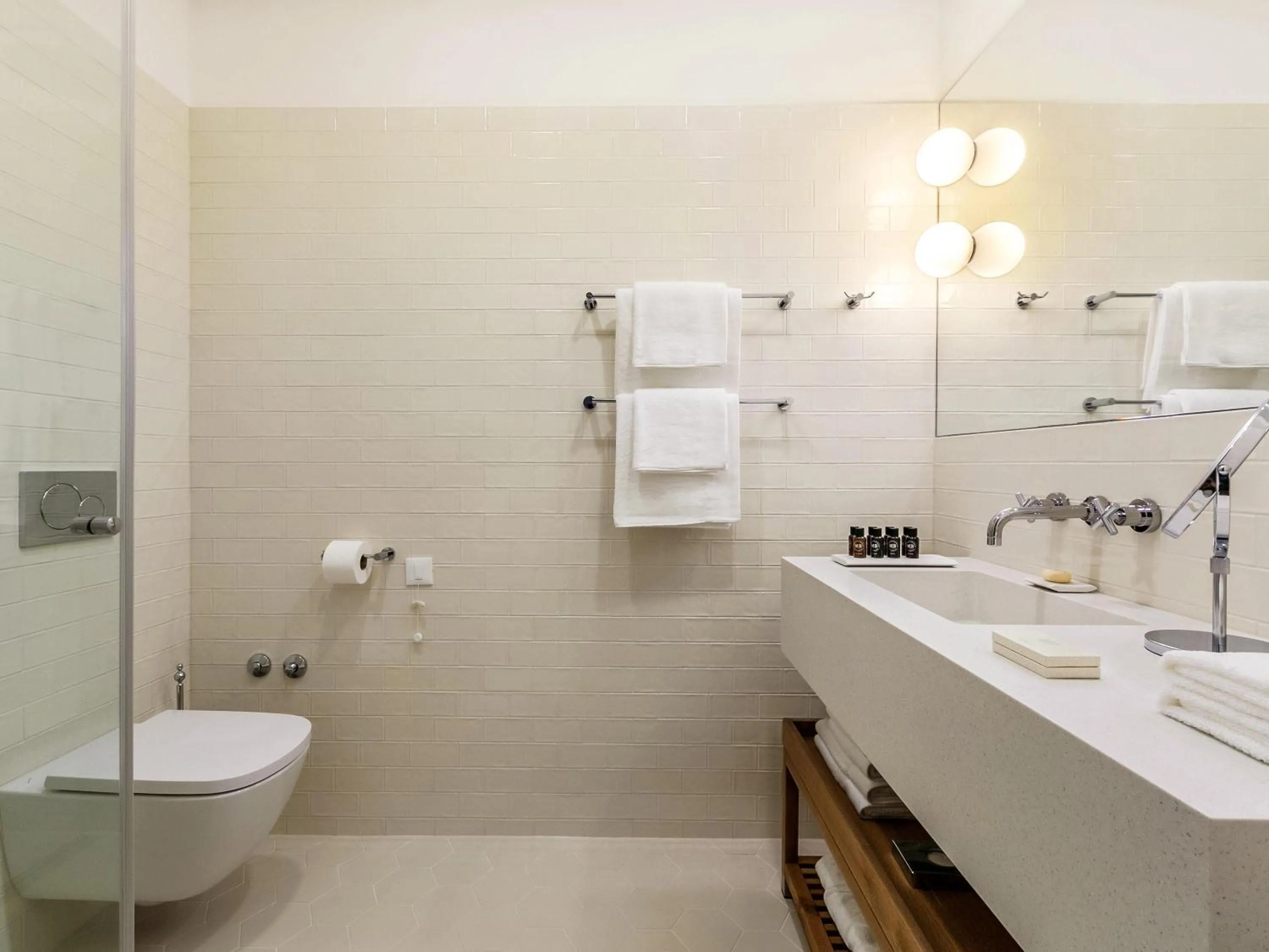 Bedroom in Heritage Hotel FERMAI MGallery Split