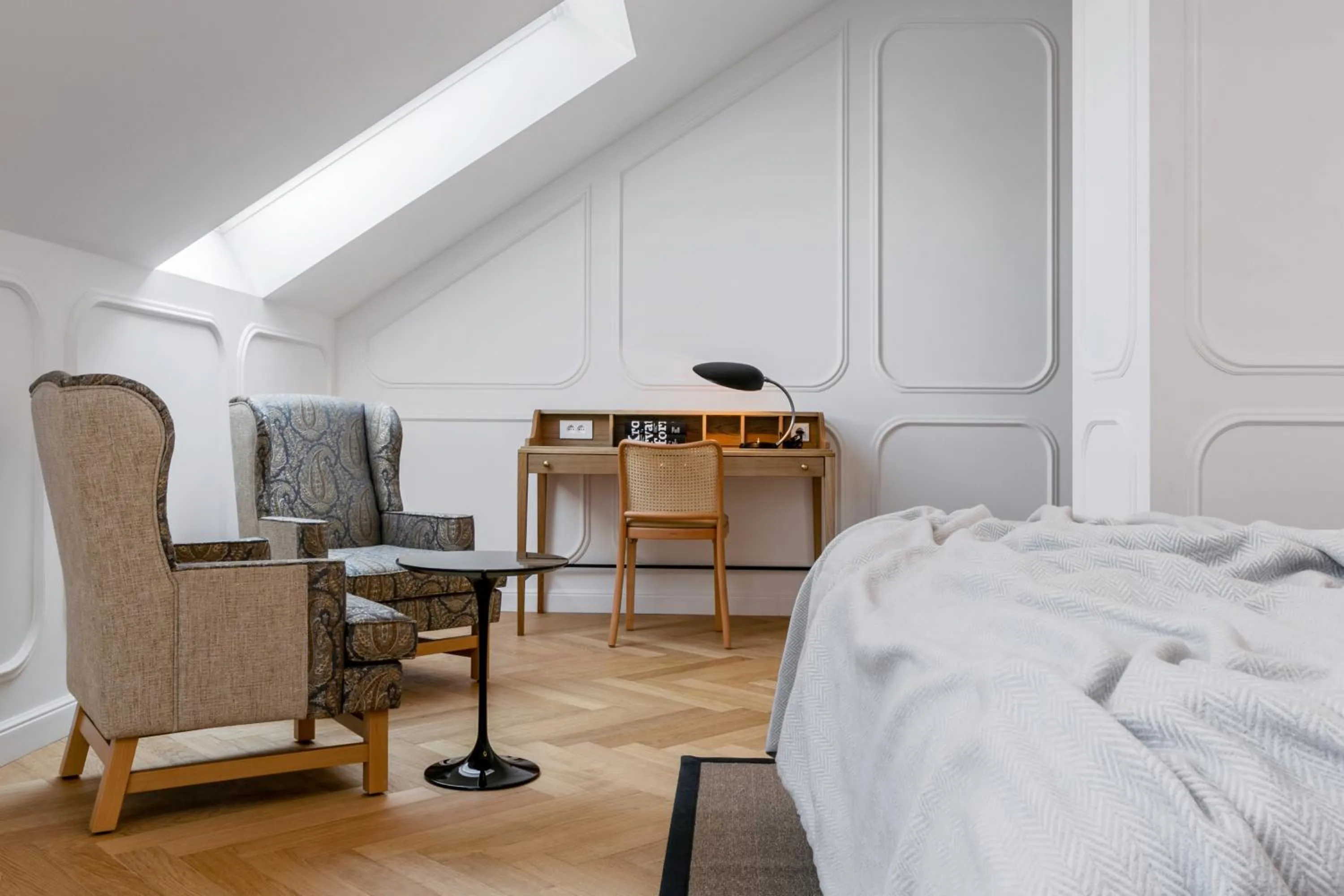 Seating area, Bed in Heritage Hotel FERMAI MGallery Split