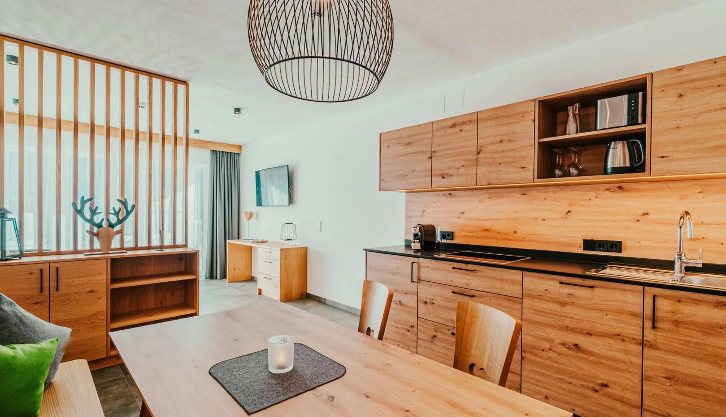 Photo of the whole room in Tillga Glück - 4 stars