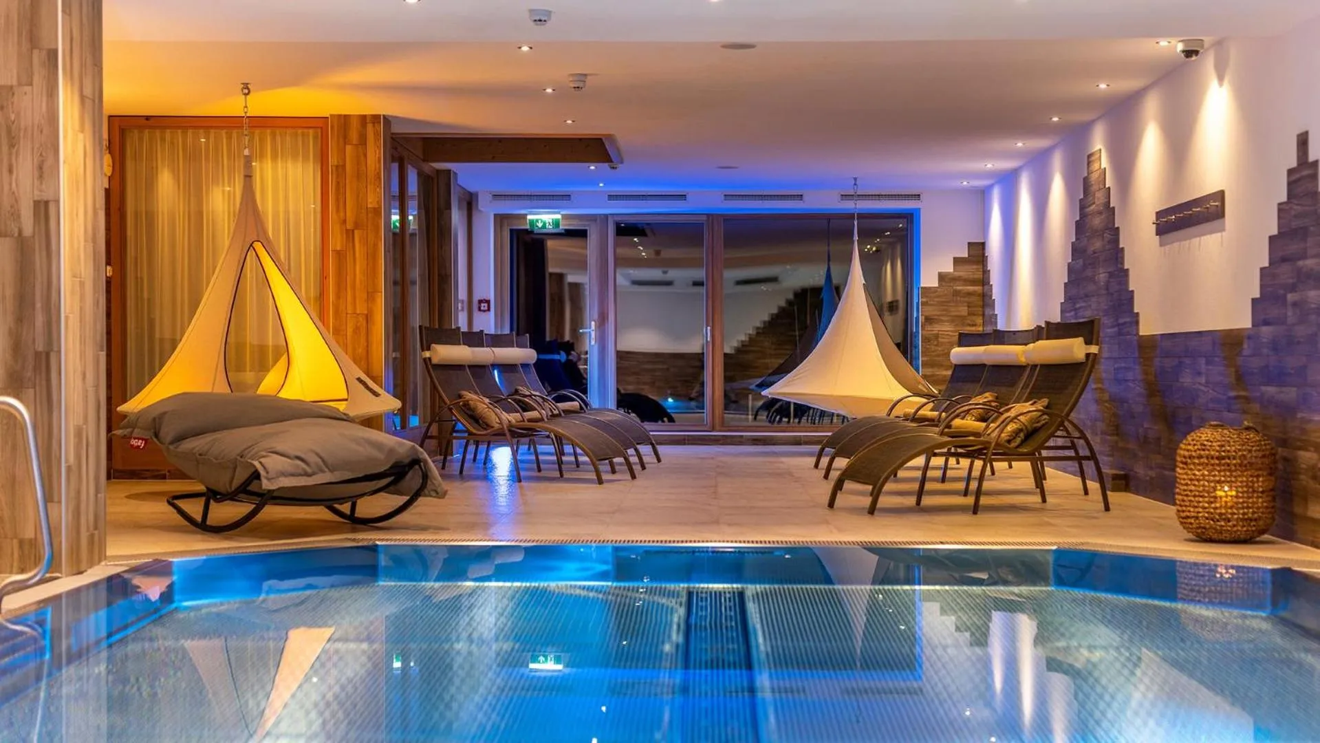  in Tillga Glück - 4 stars