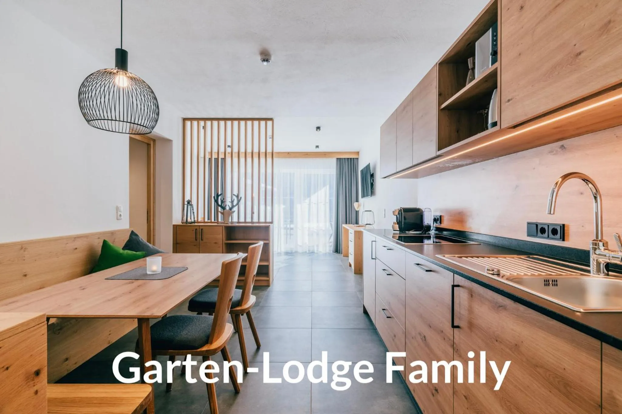 Photo of the whole room in Tillga Glück - 4 stars