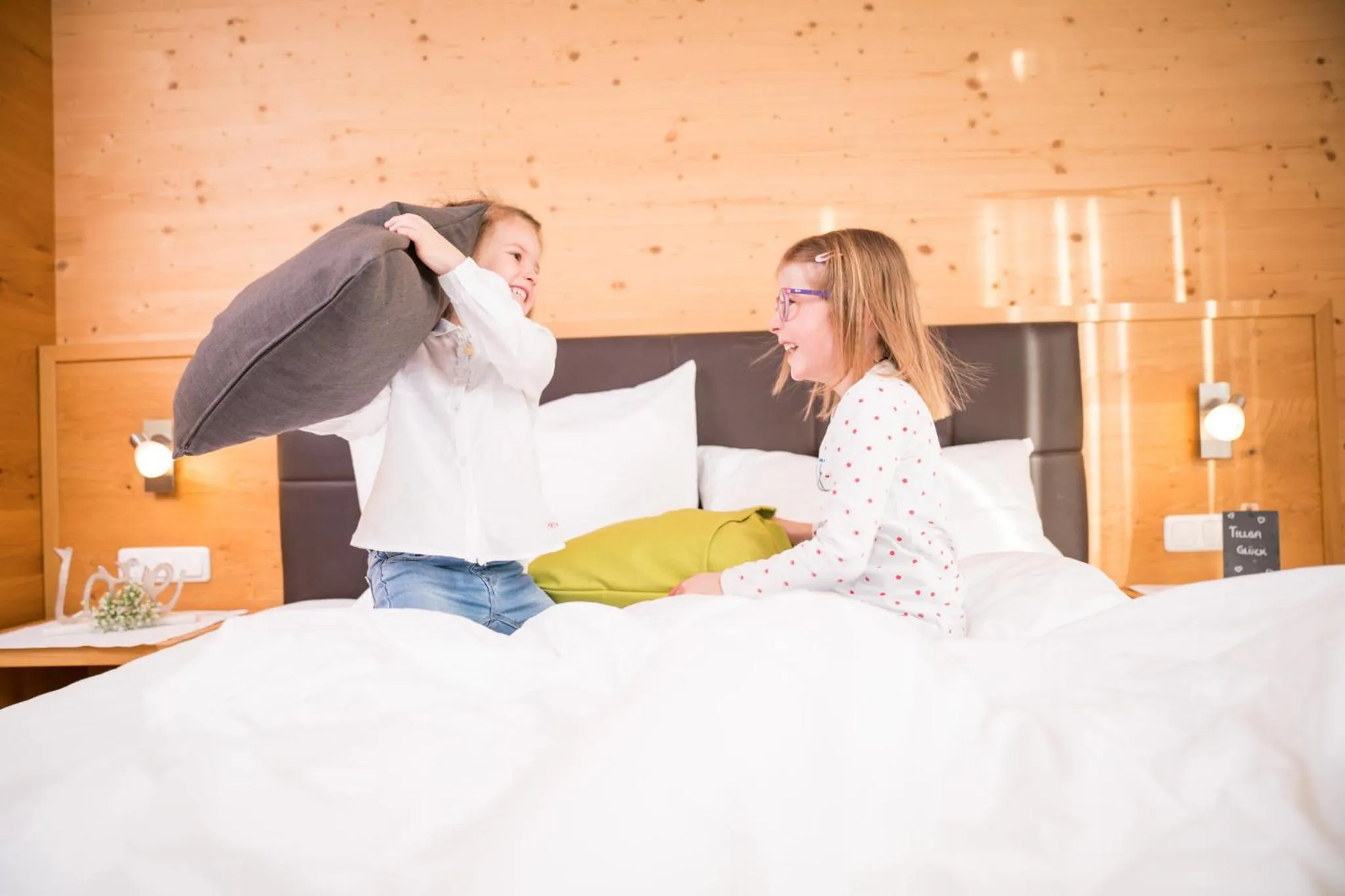 People, Bed in Tillga Glück - 4 stars