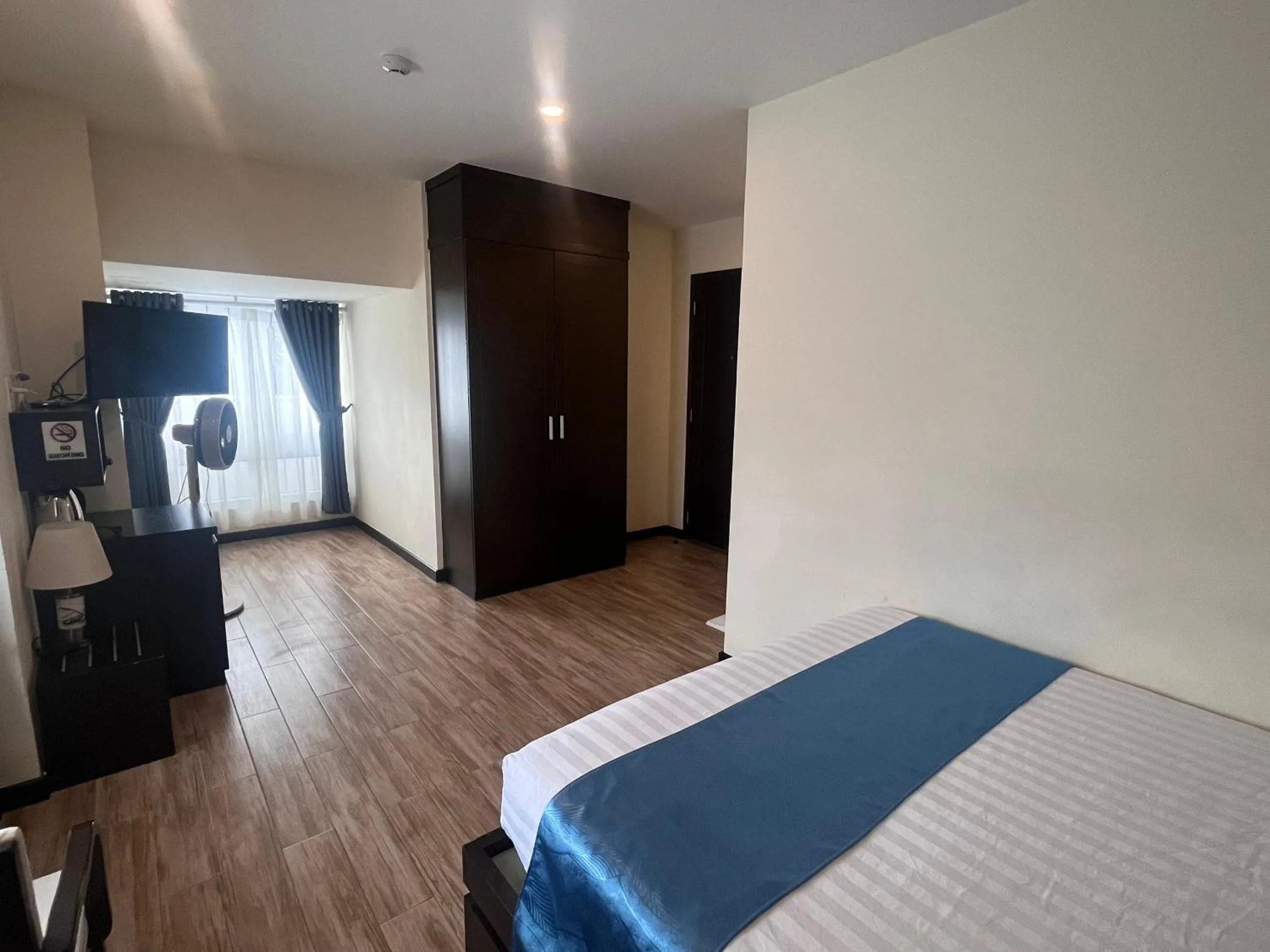 Bed in Thien Ly Hotel - Da Lat Center