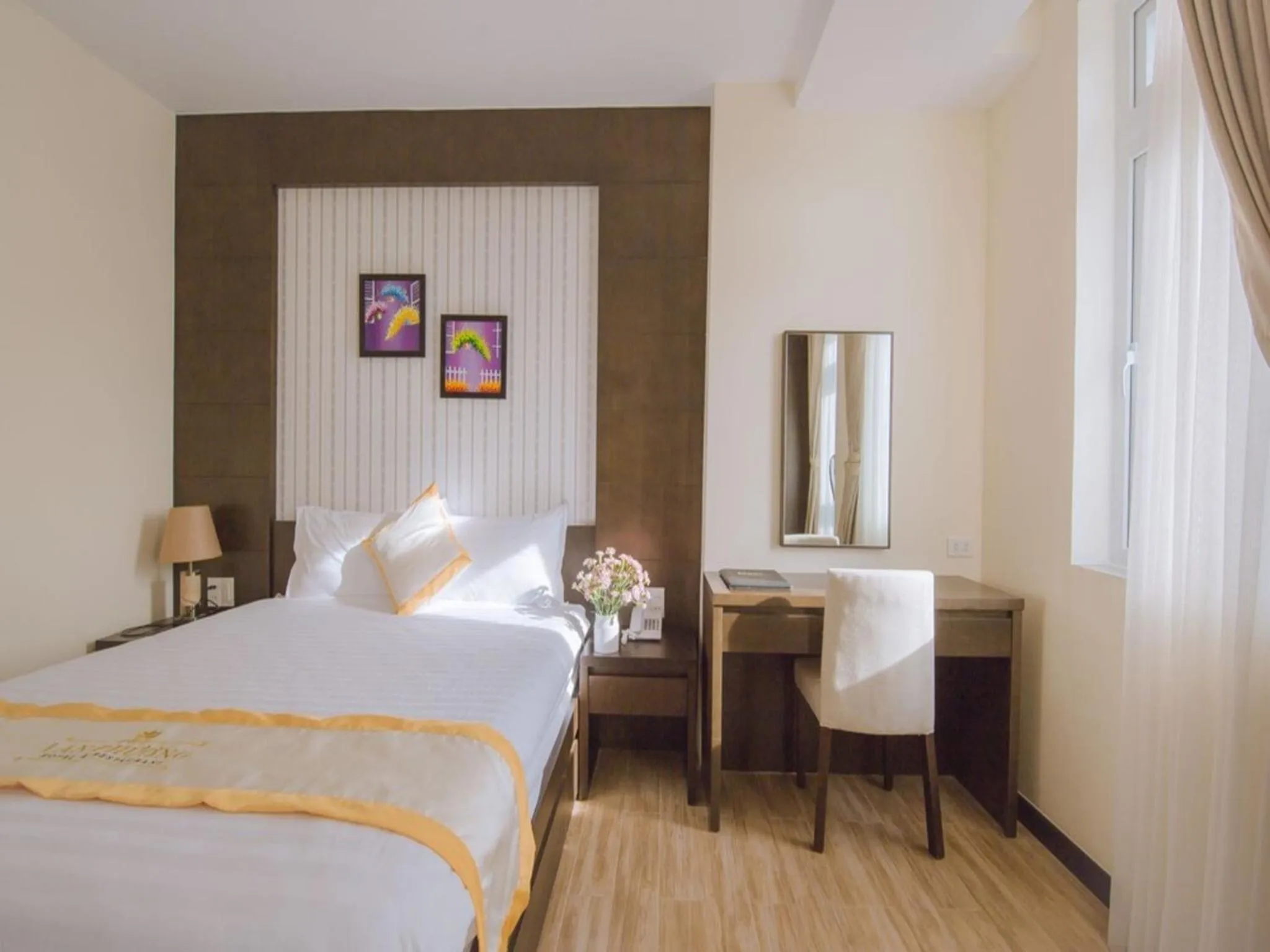 Bed in Thien Ly Hotel - Da Lat Center