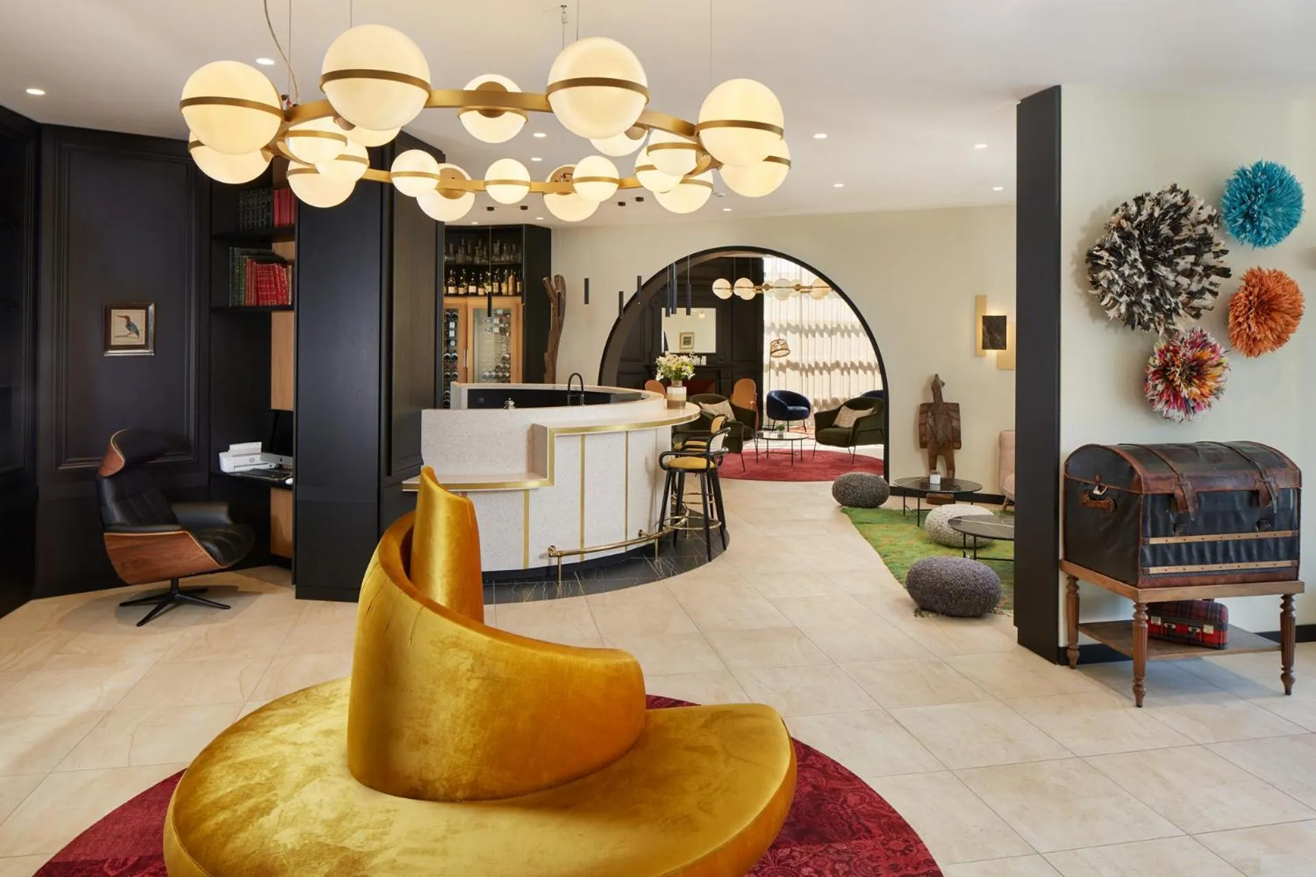 Lobby or reception in Les Nomades Beaune