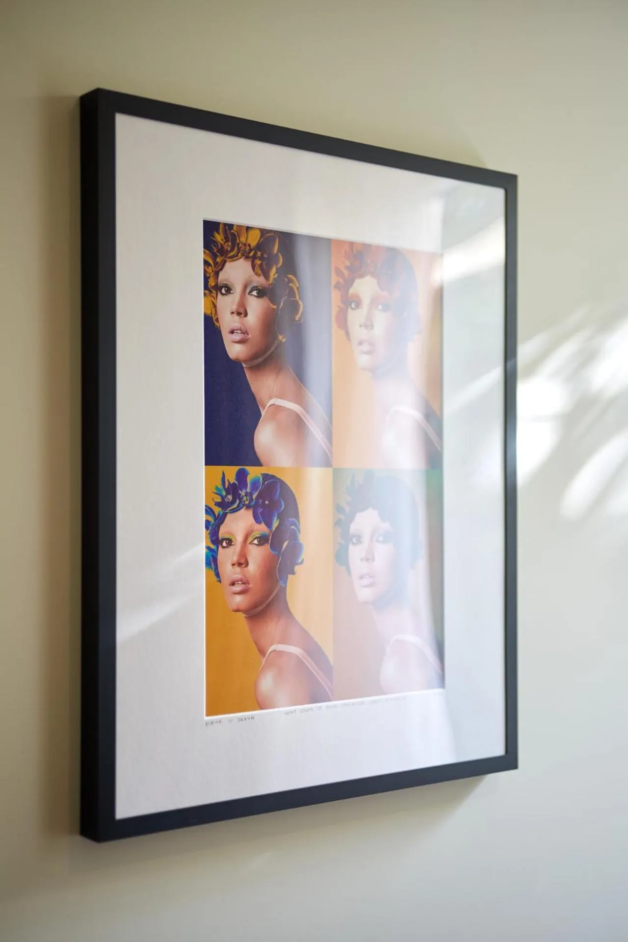 Decorative detail in Les Nomades Beaune