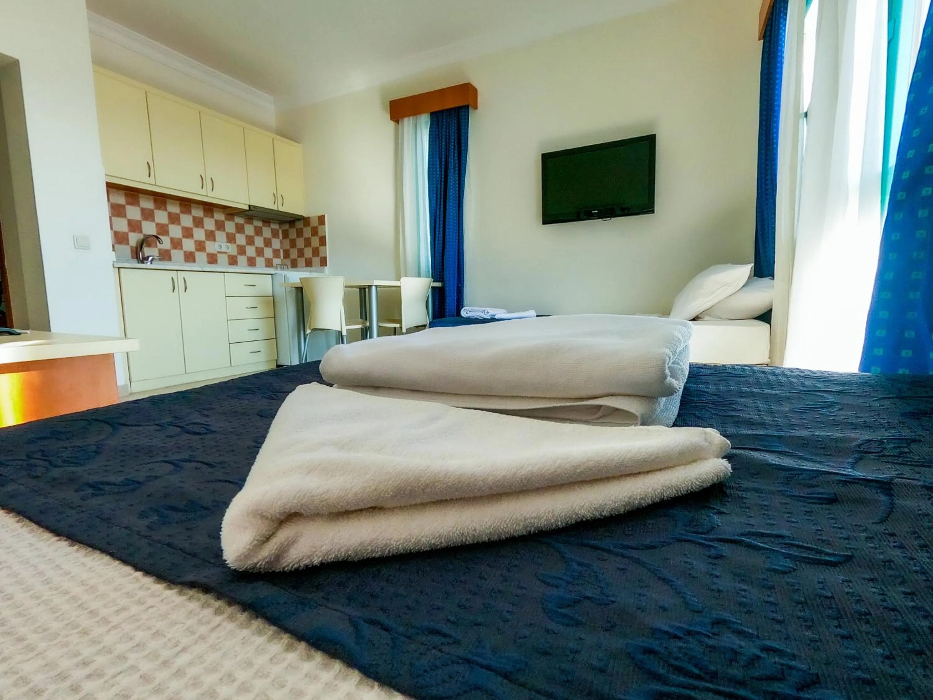 Family in Afytos Bodrum