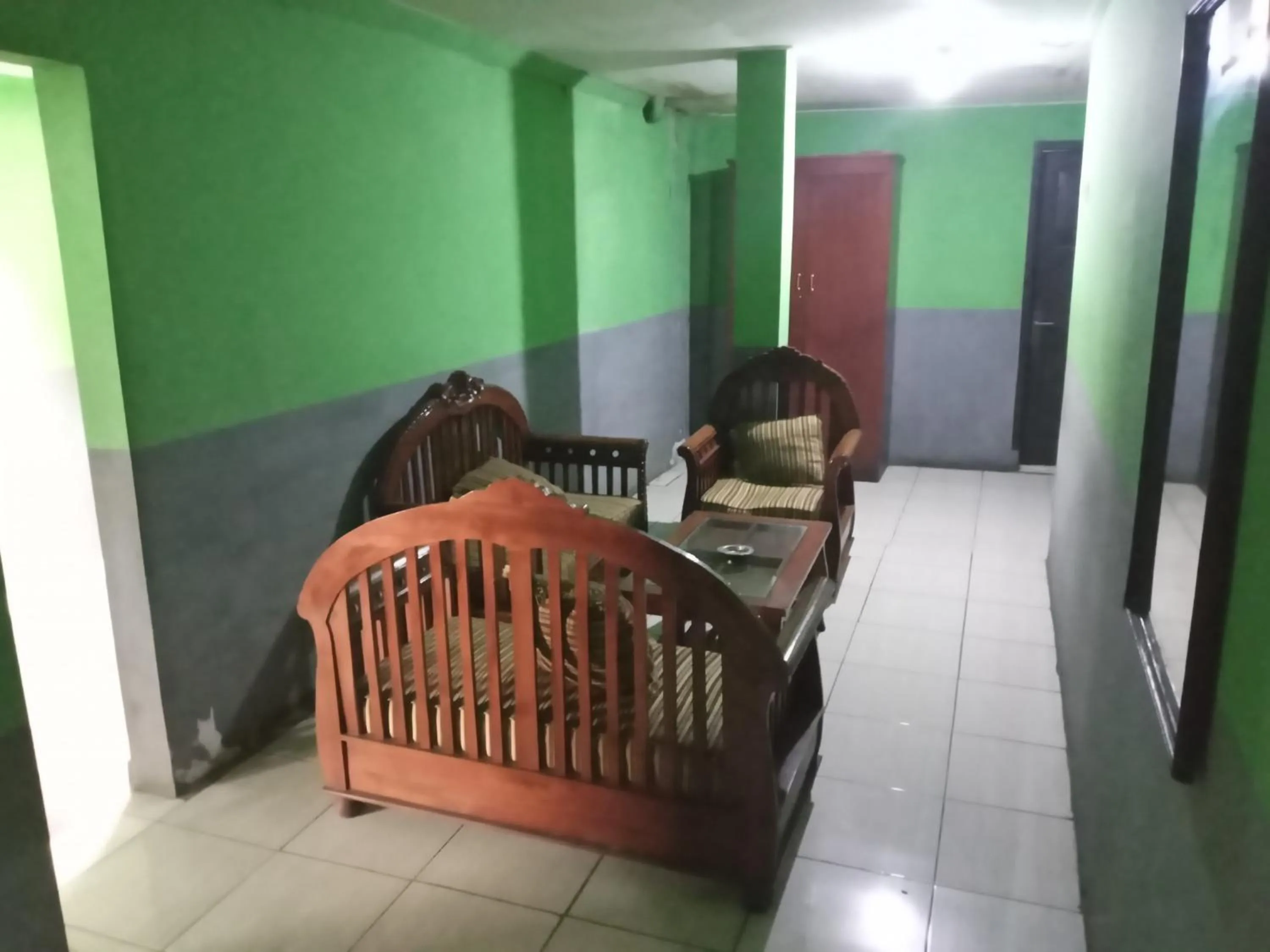 Seating area in Penginapan 99