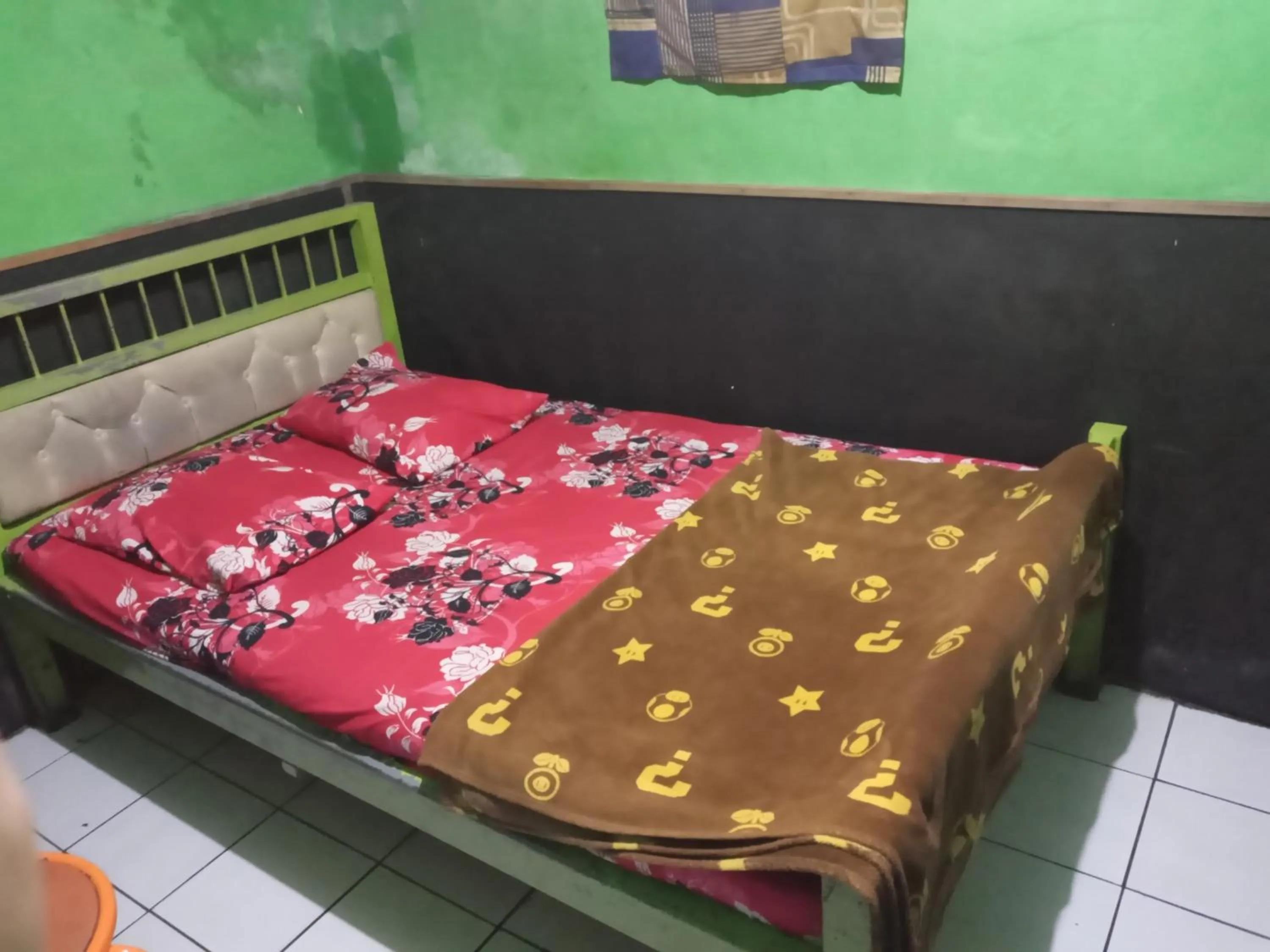 Bedroom, Bed in Penginapan 99