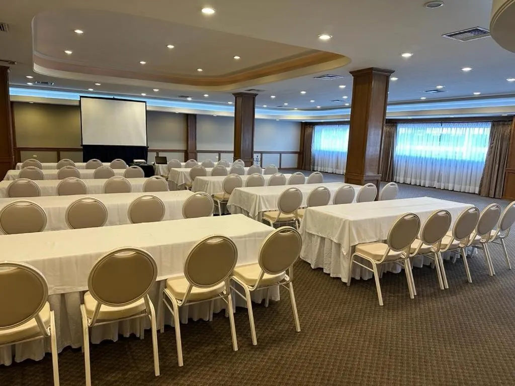 Meeting/conference room in Fresno Galerias