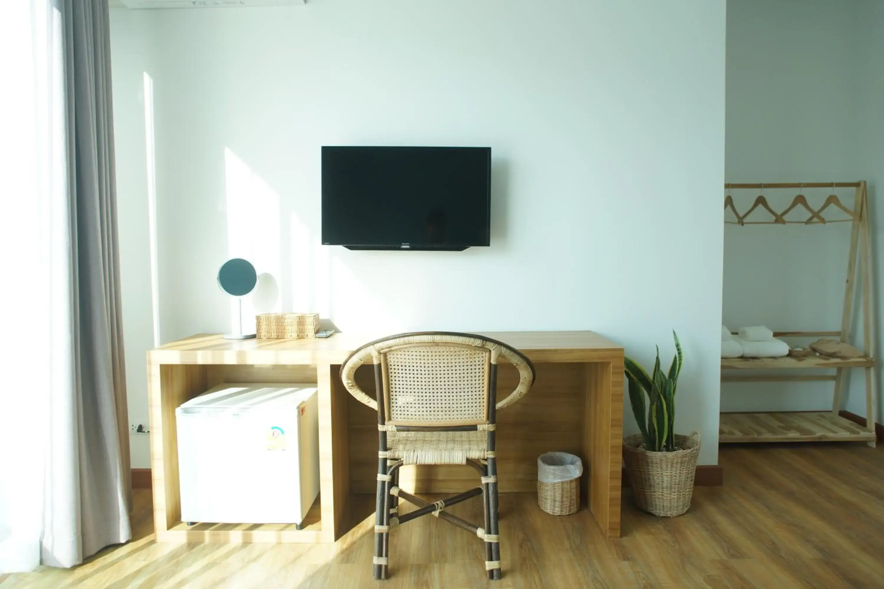 Twin Room with Mountain View in Breadfruit Twin Room with Mountain View in Breadfruit