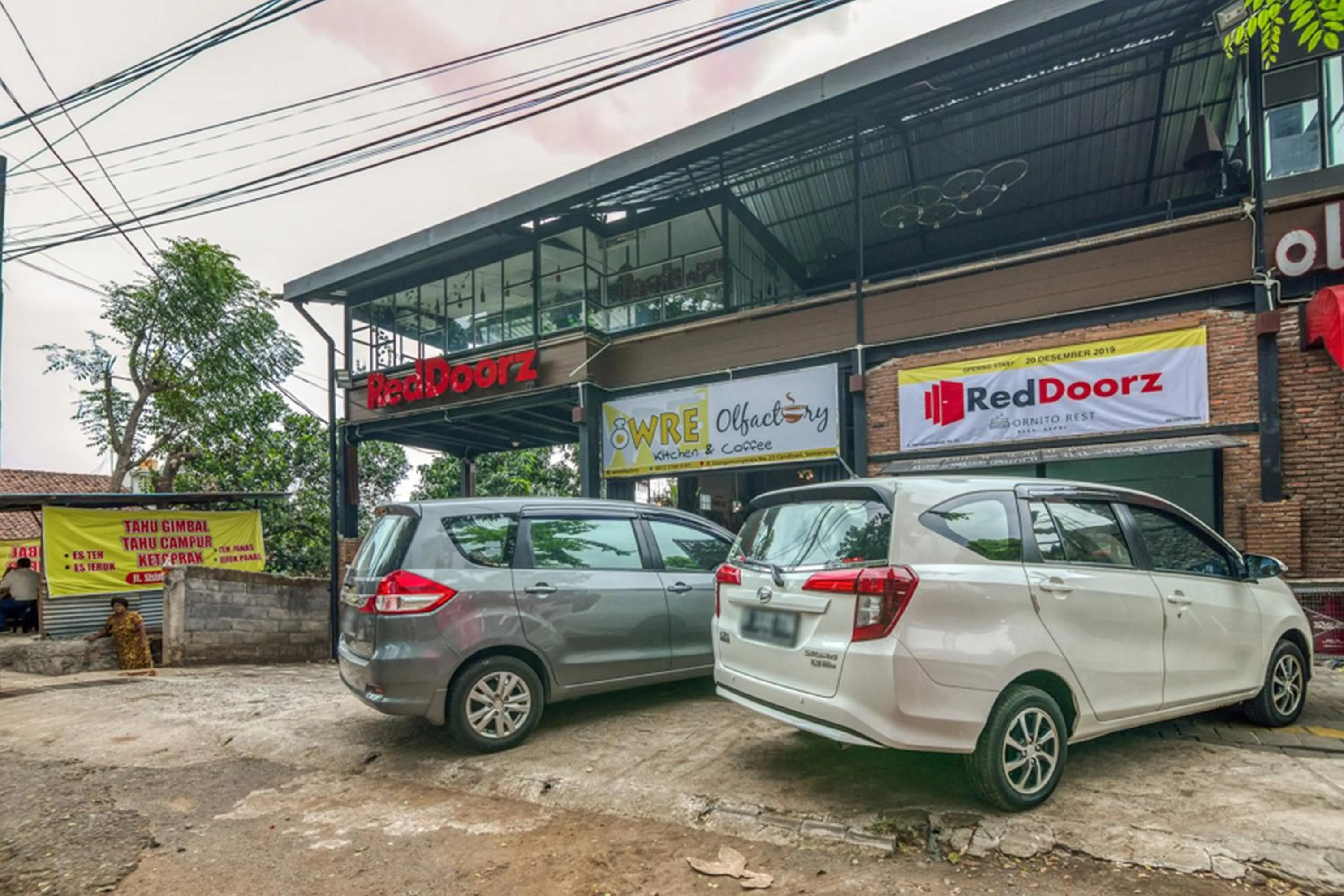RedDoorz Plus near Akademi Kepolisian Semarang 3