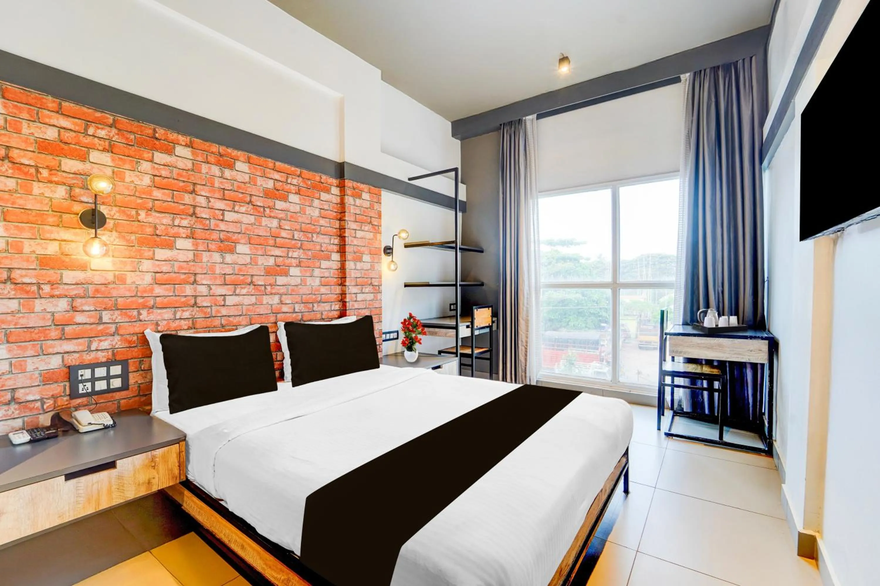 Bedroom, Bed in Super Townhouse Oak Mangalore