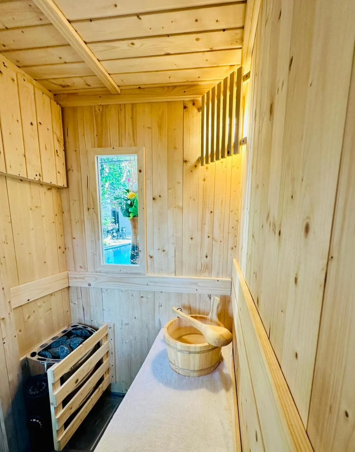 Sauna, Bed in Paraiso Hotel Chiangmai