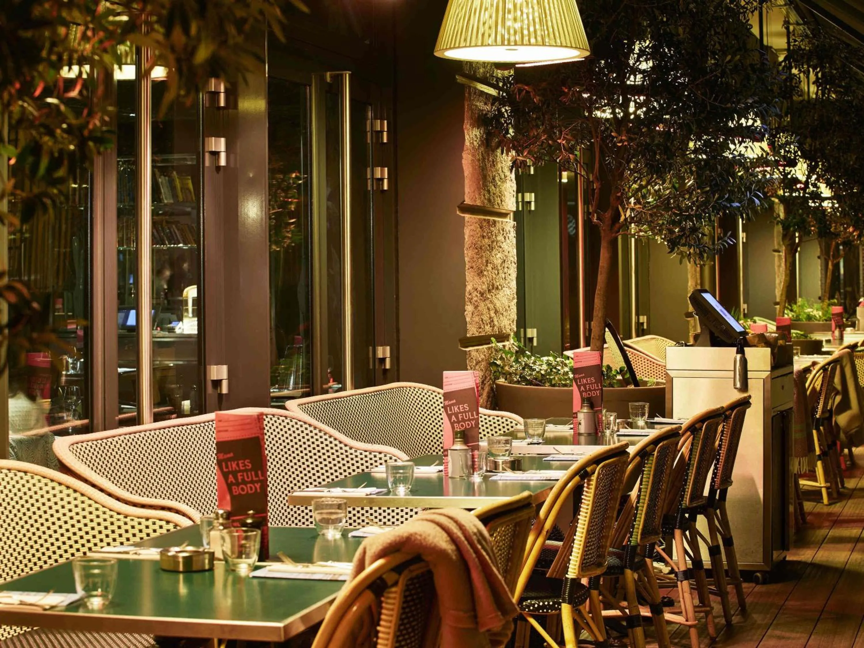 Lounge or bar in Mama Shelter Paris East